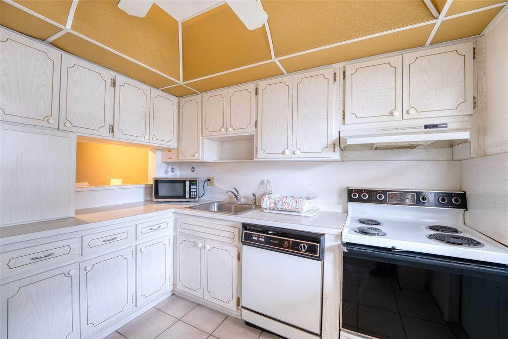 4700 Washington #105 Hollywood, FL 33021