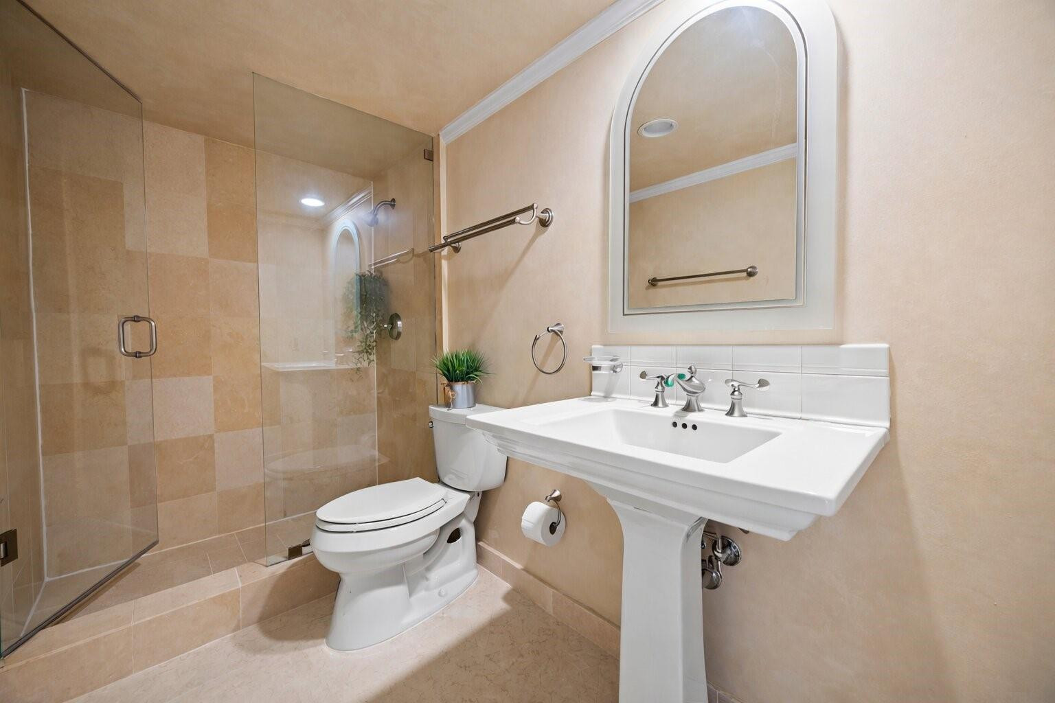 936 Intracoastal #19F Fort Lauderdale, FL 33304