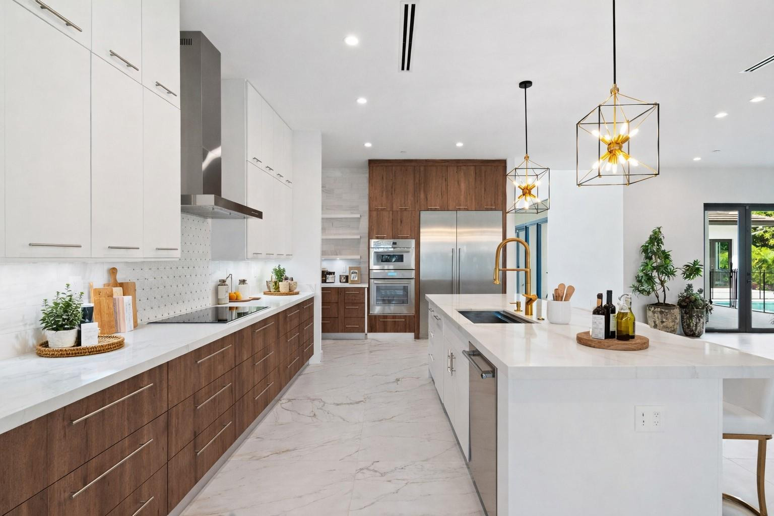 11861 NW 9th Plantation, FL 33325