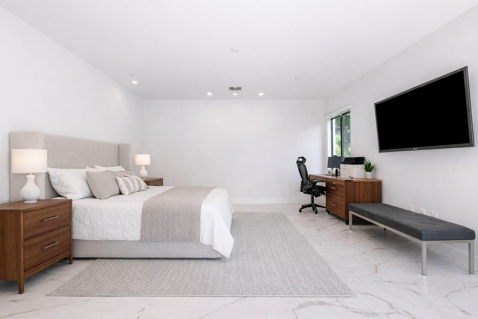 11861 NW 9th Plantation, FL 33325