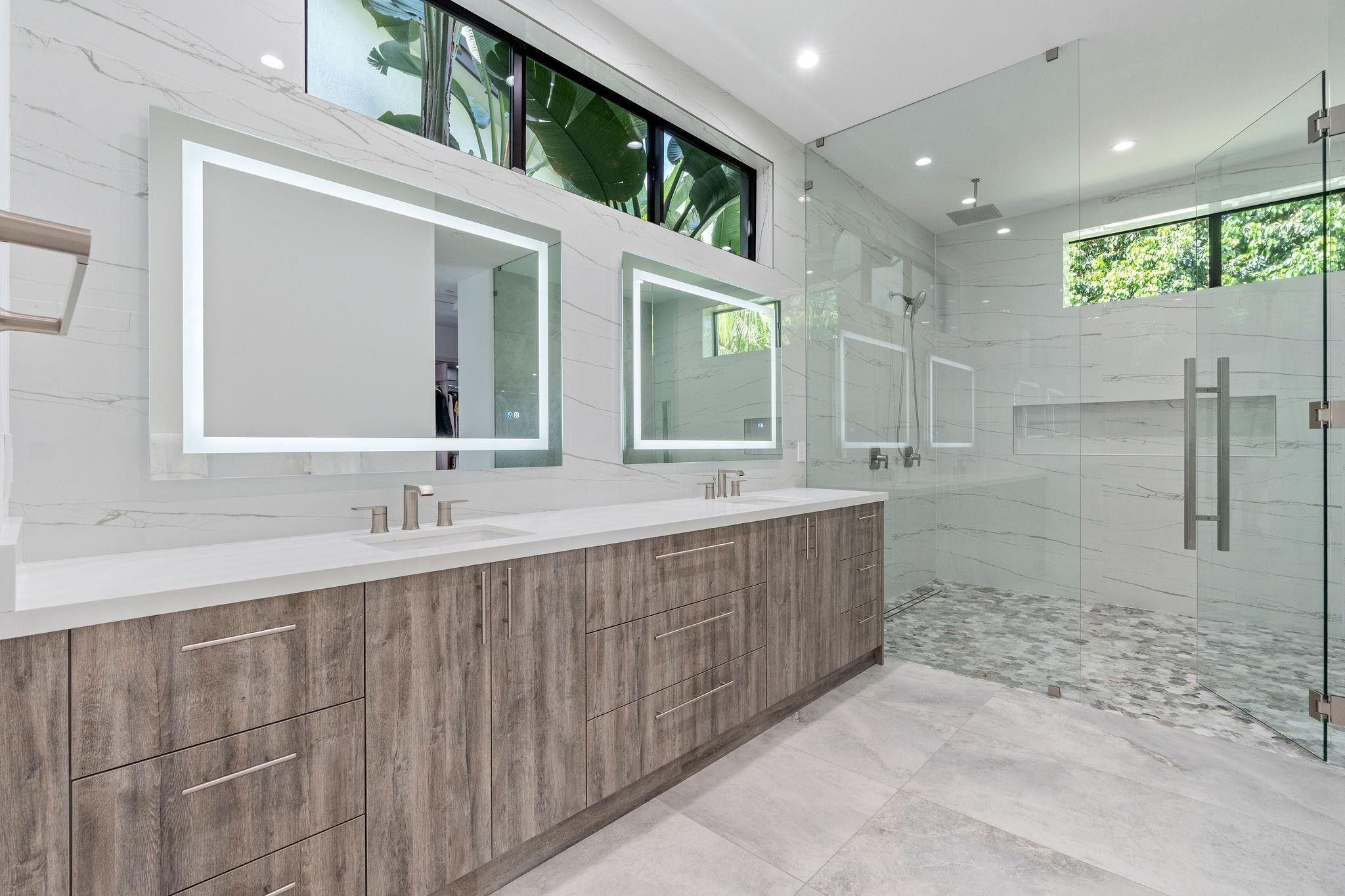 11861 NW 9th Plantation, FL 33325