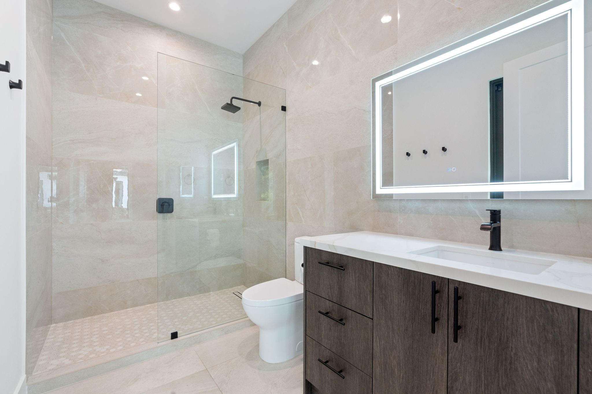 11861 NW 9th Plantation, FL 33325