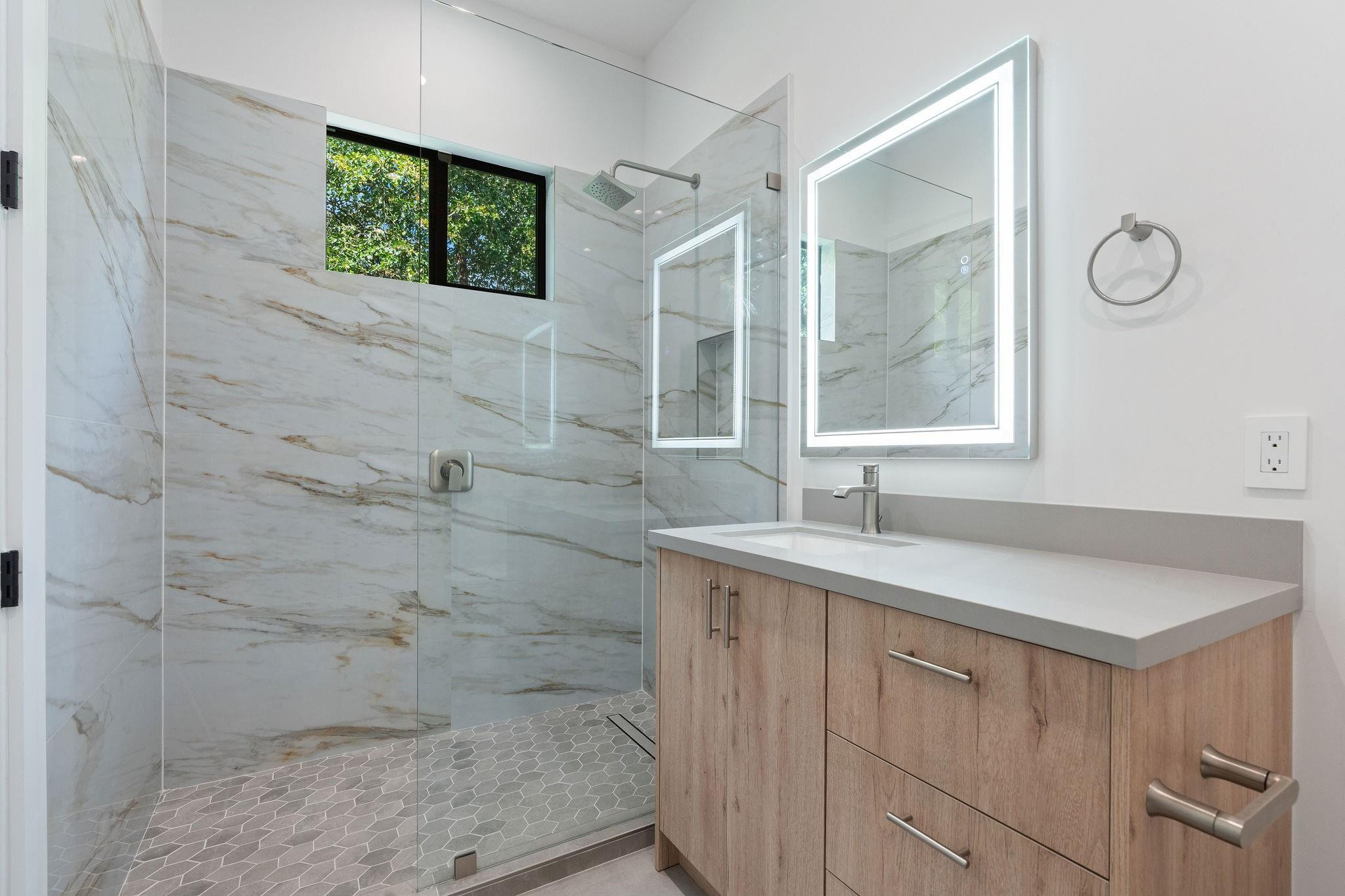 11861 NW 9th Plantation, FL 33325