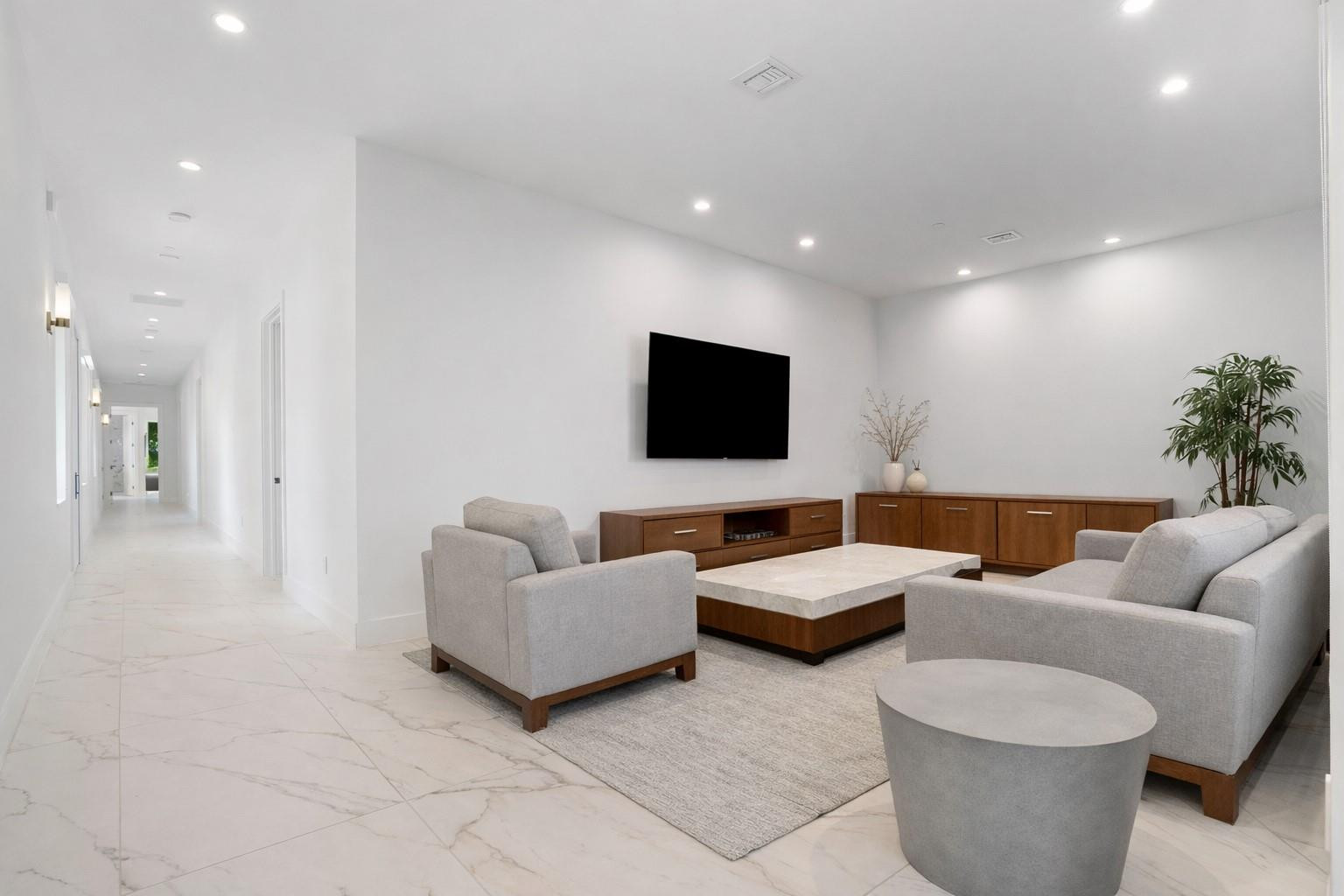 11861 NW 9th Plantation, FL 33325