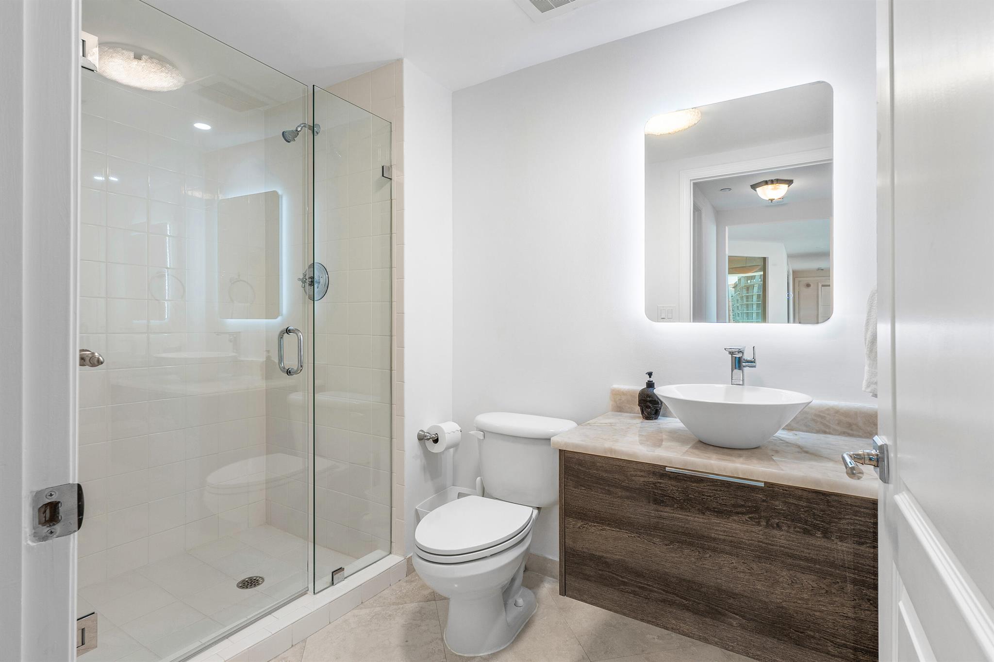 550 SE Mizner Blvd #B-707 Boca Raton, FL 33432