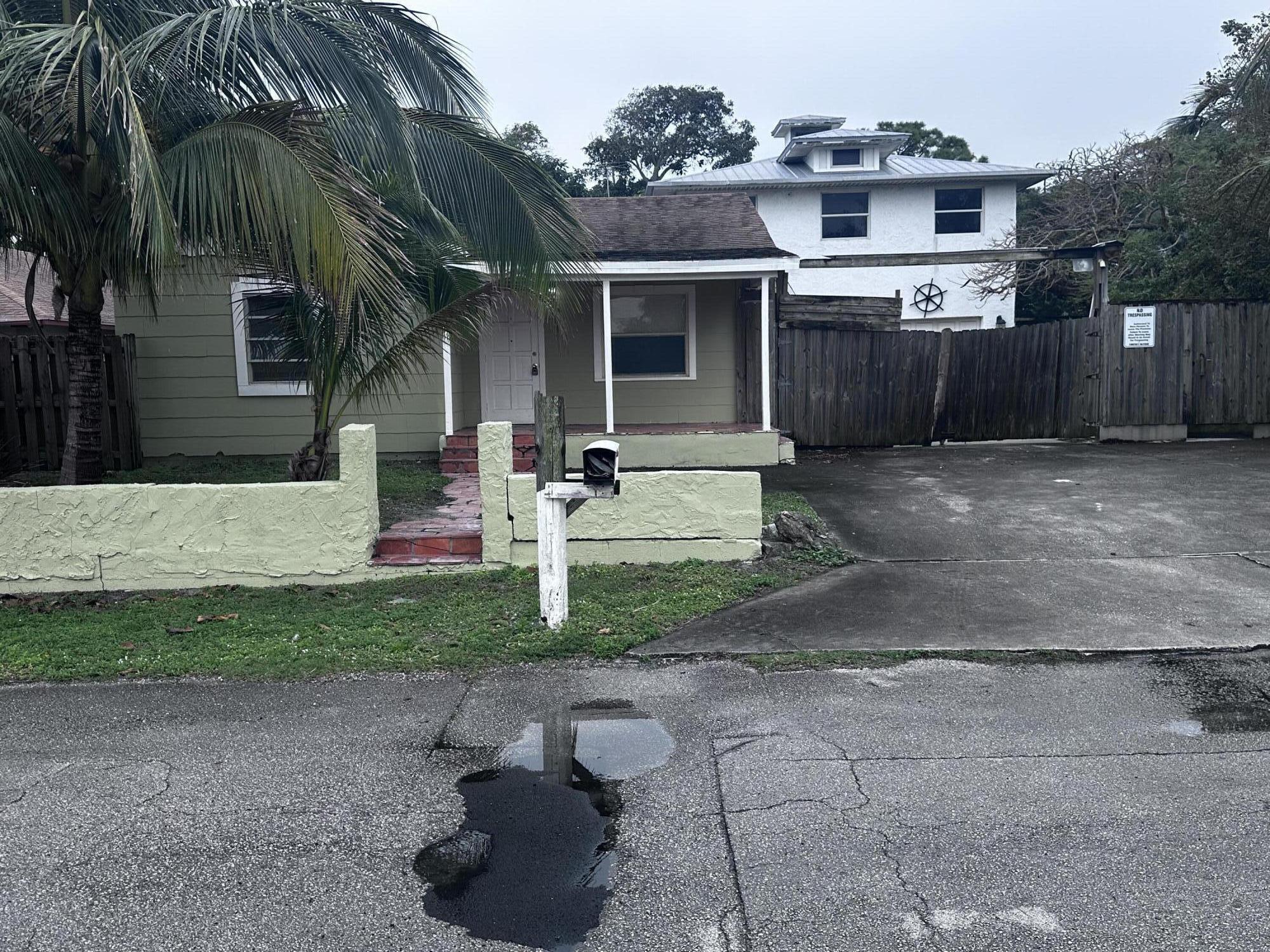 130 NE 4th Ave,Boynton Beach, FL 33435