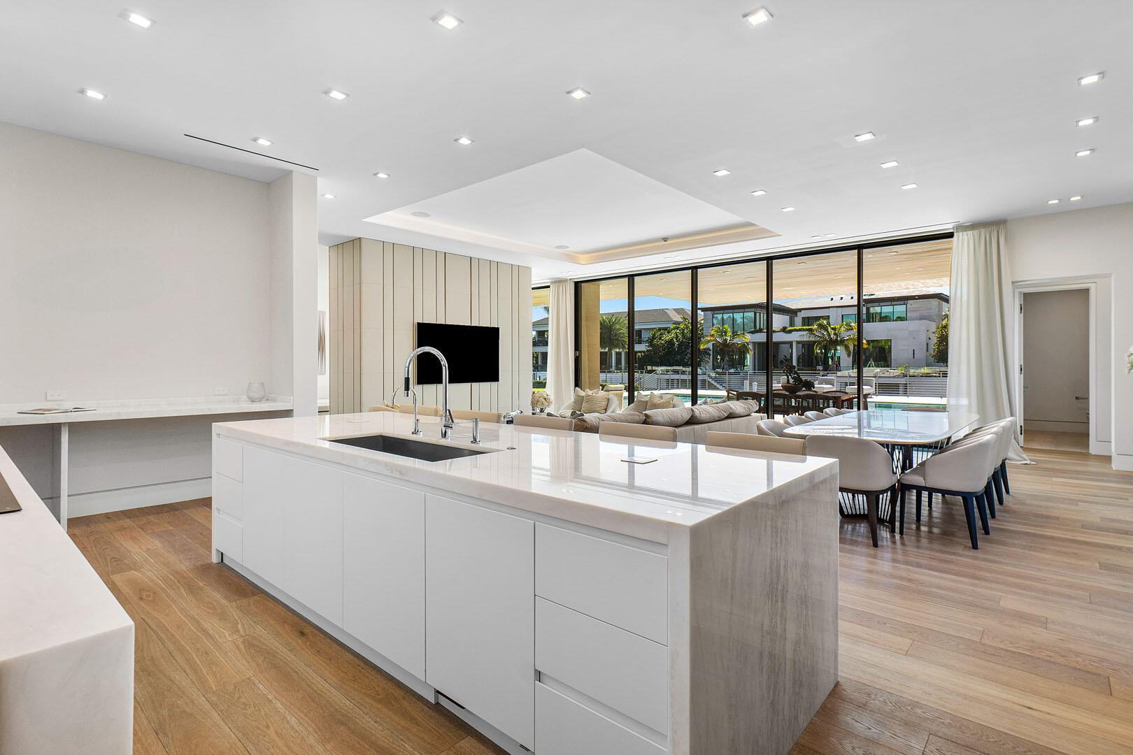 224 W Key Palm Rd Boca Raton, FL 33432