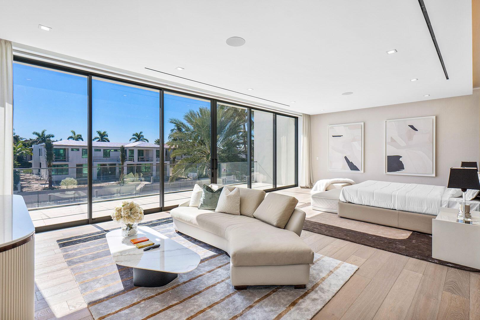 224 W Key Palm Rd Boca Raton, FL 33432