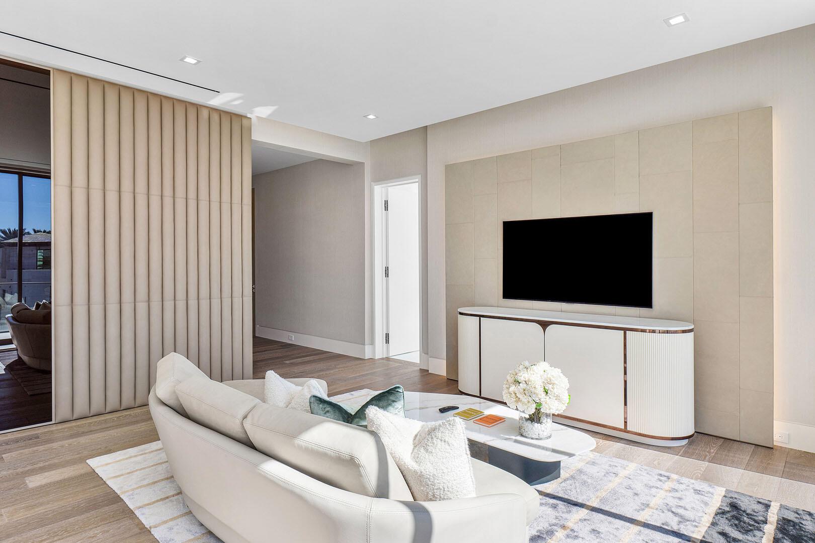 224 W Key Palm Rd Boca Raton, FL 33432