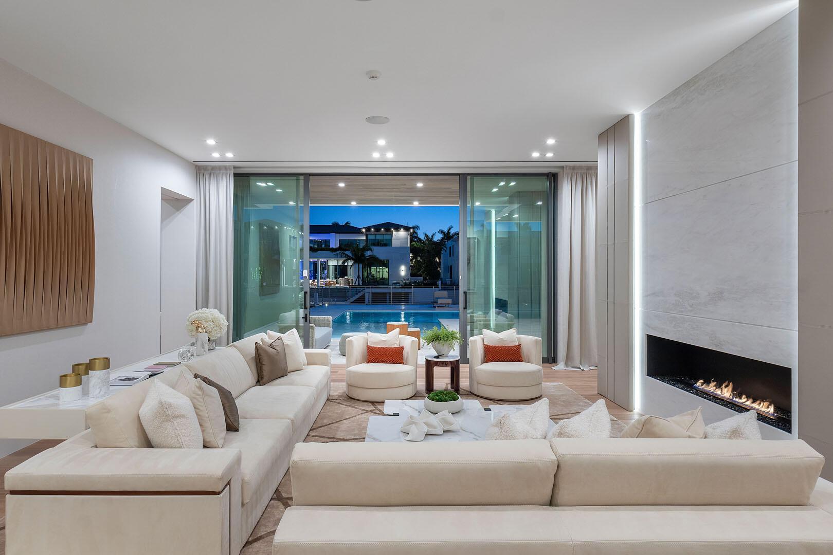 224 W Key Palm Rd Boca Raton, FL 33432