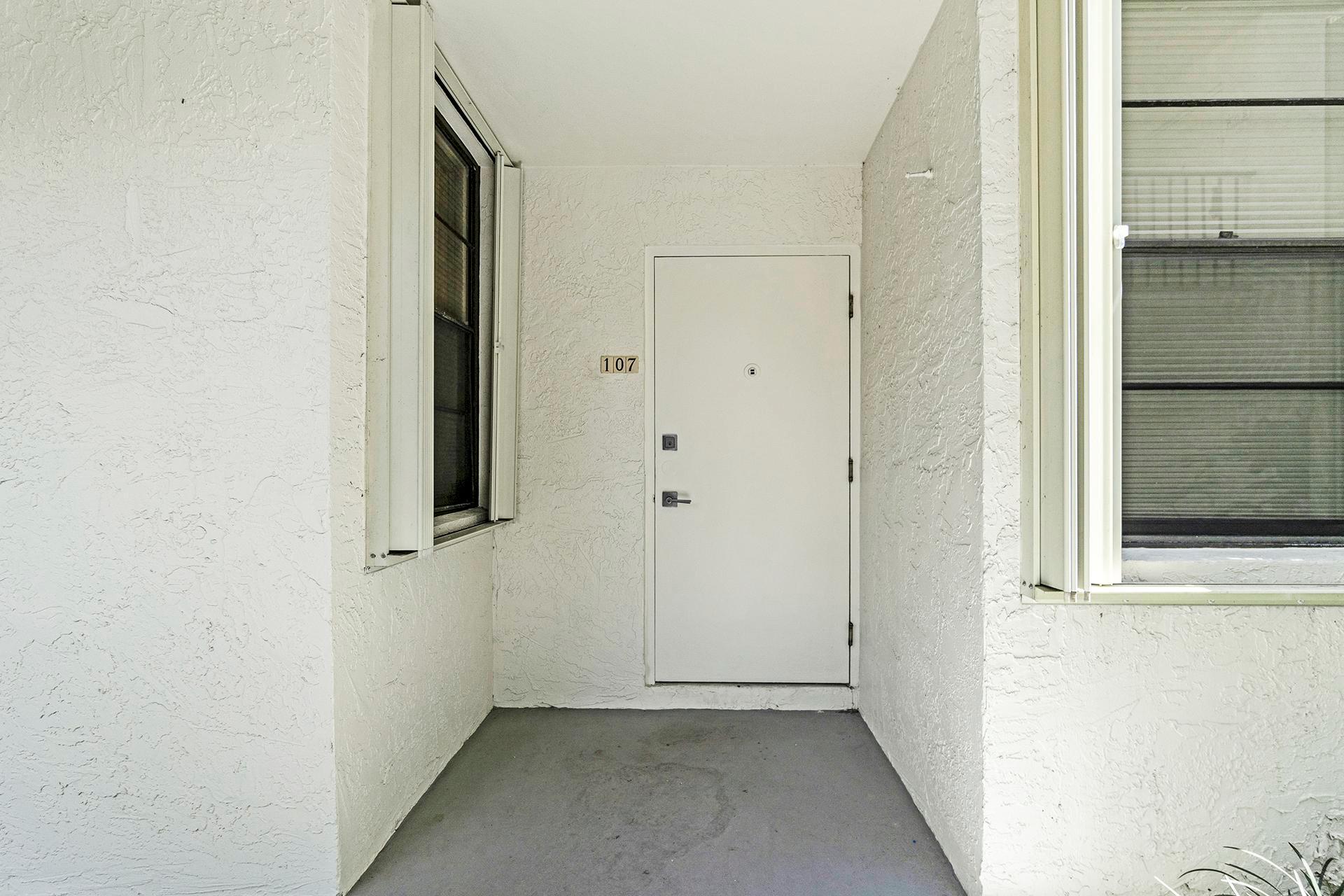 1555 S Federal Hwy #107,Delray Beach, FL 33483