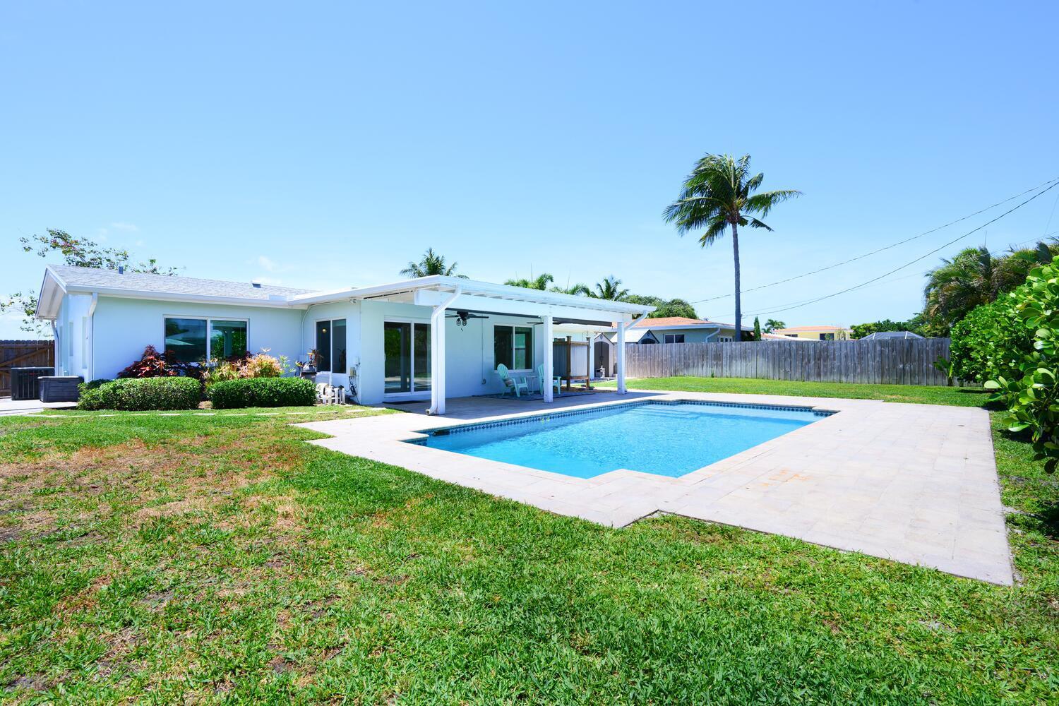 5920 Lake Osborne Dr