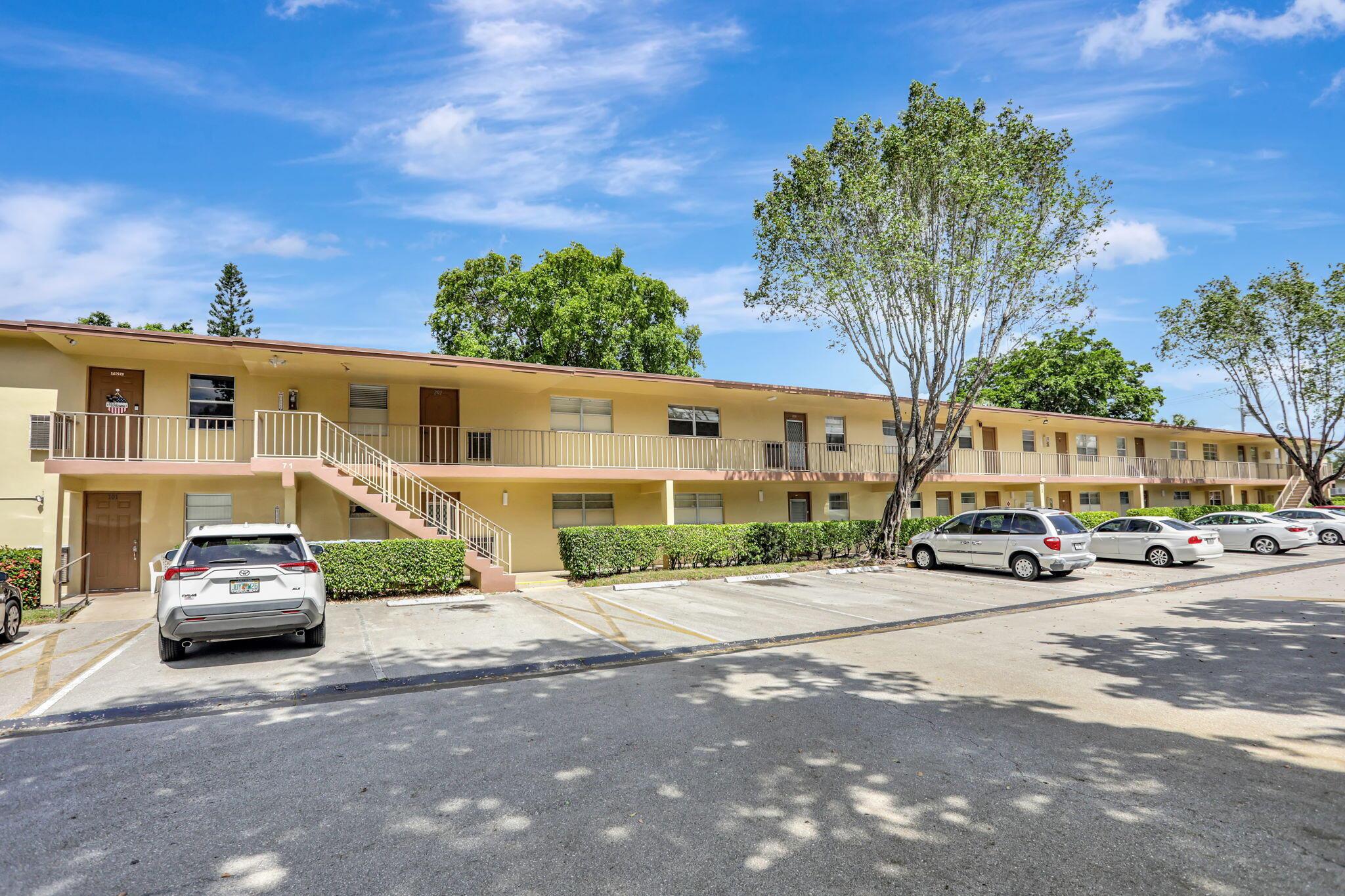 461 NW 76th Ave #205