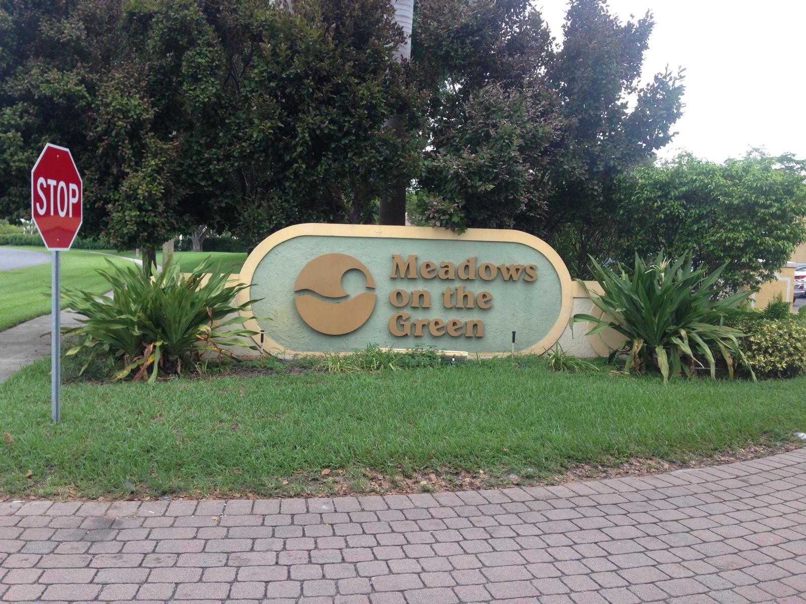 407 Meadows Cir #407