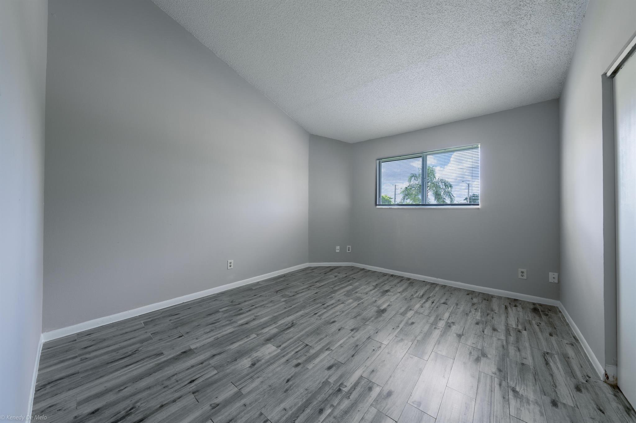 3401 NW 44th St #206,Lauderdale Lakes, FL 33309