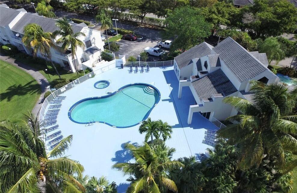 3401 NW 44th St #206,Lauderdale Lakes, FL 33309