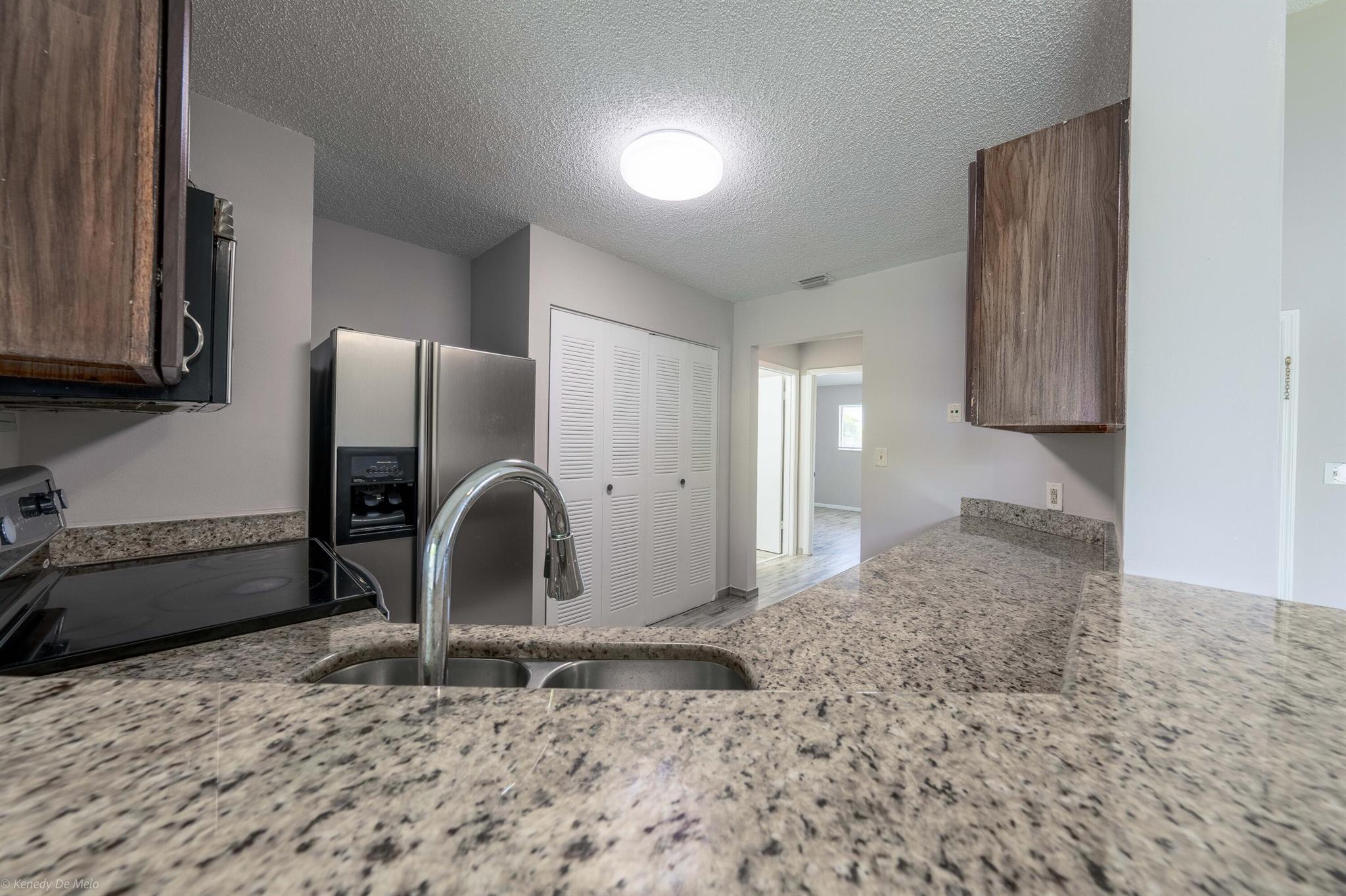 3401 NW 44th St #206,Lauderdale Lakes, FL 33309