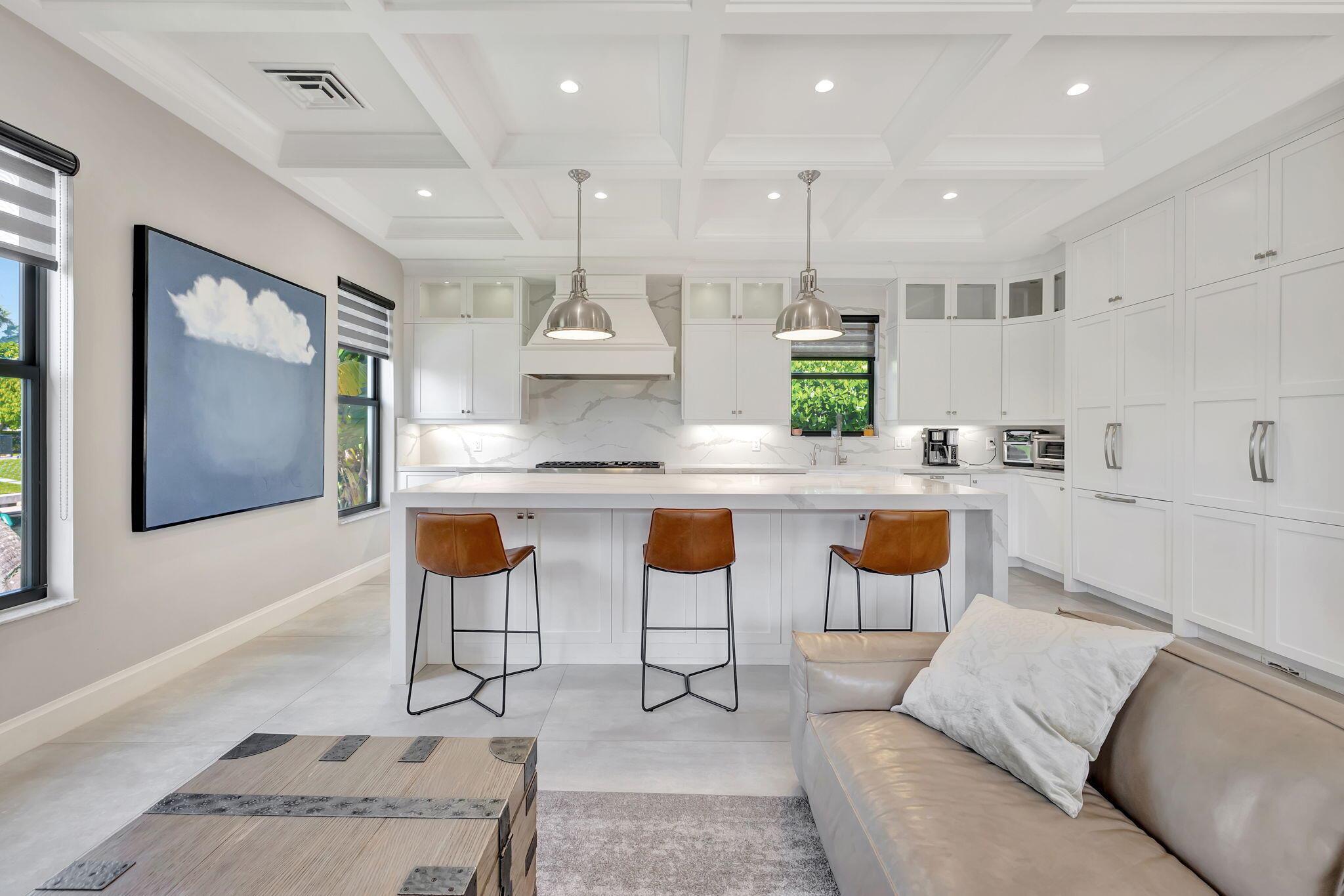 832 SW 34th Ave Boynton Beach, FL 33435