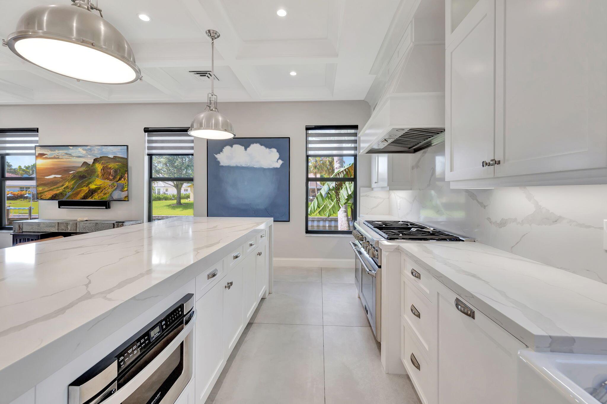 832 SW 34th Ave Boynton Beach, FL 33435