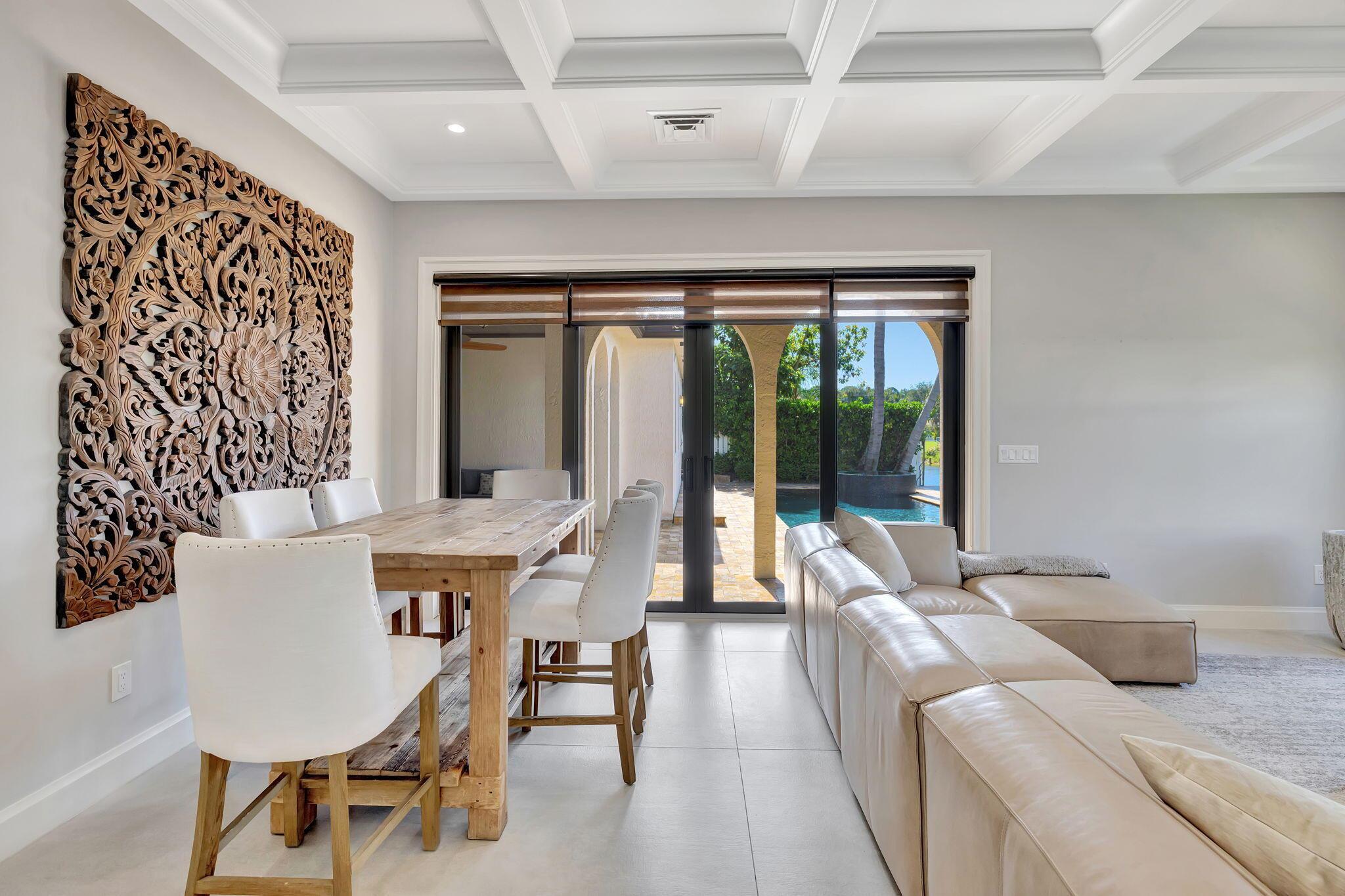 832 SW 34th Ave Boynton Beach, FL 33435