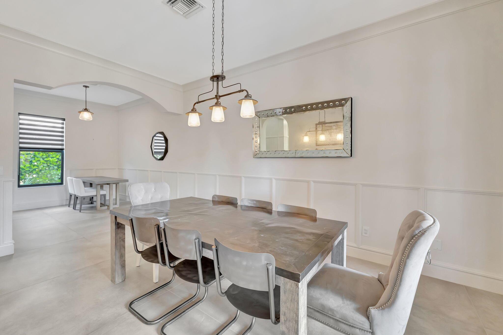 832 SW 34th Ave Boynton Beach, FL 33435