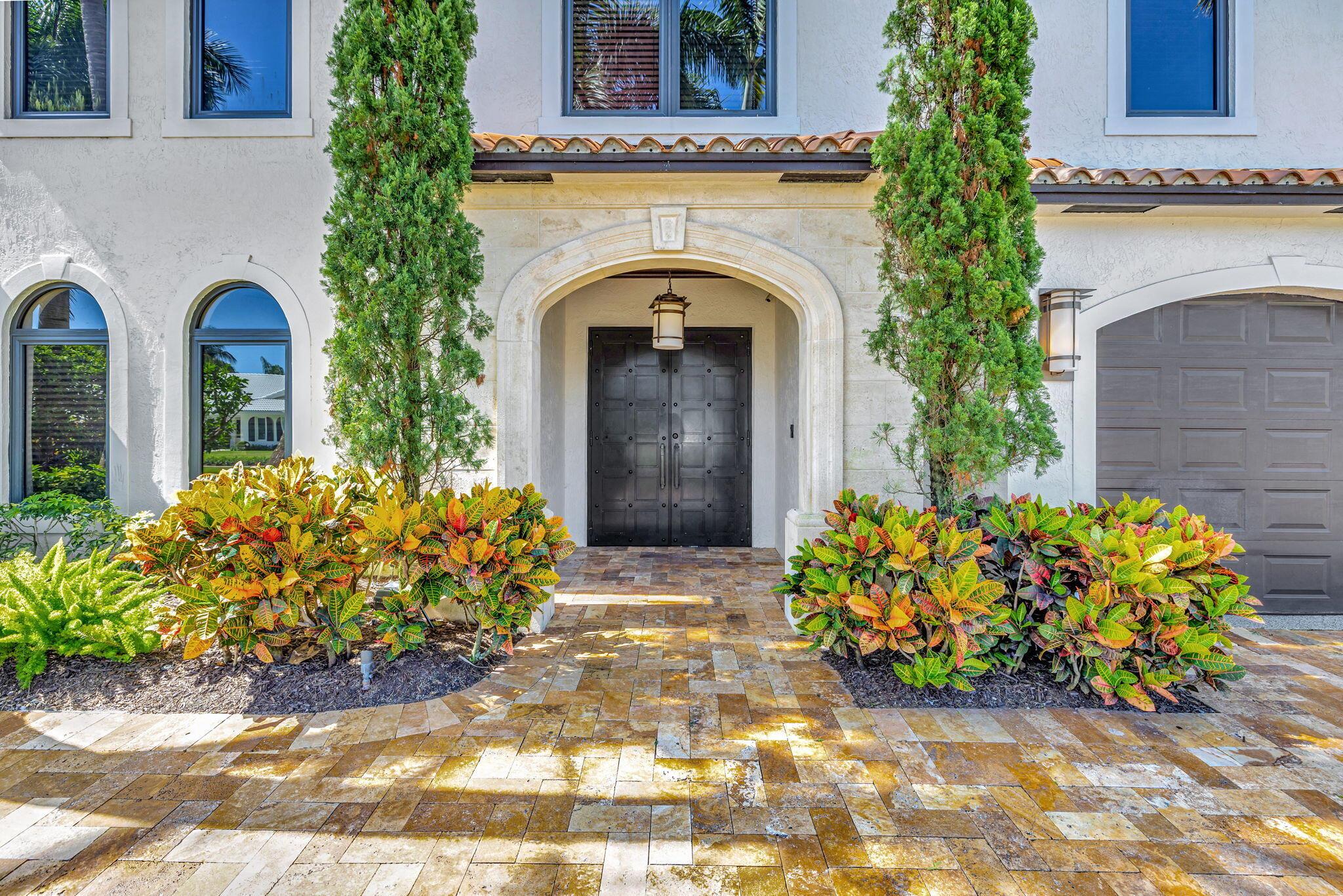 832 SW 34th Ave Boynton Beach, FL 33435