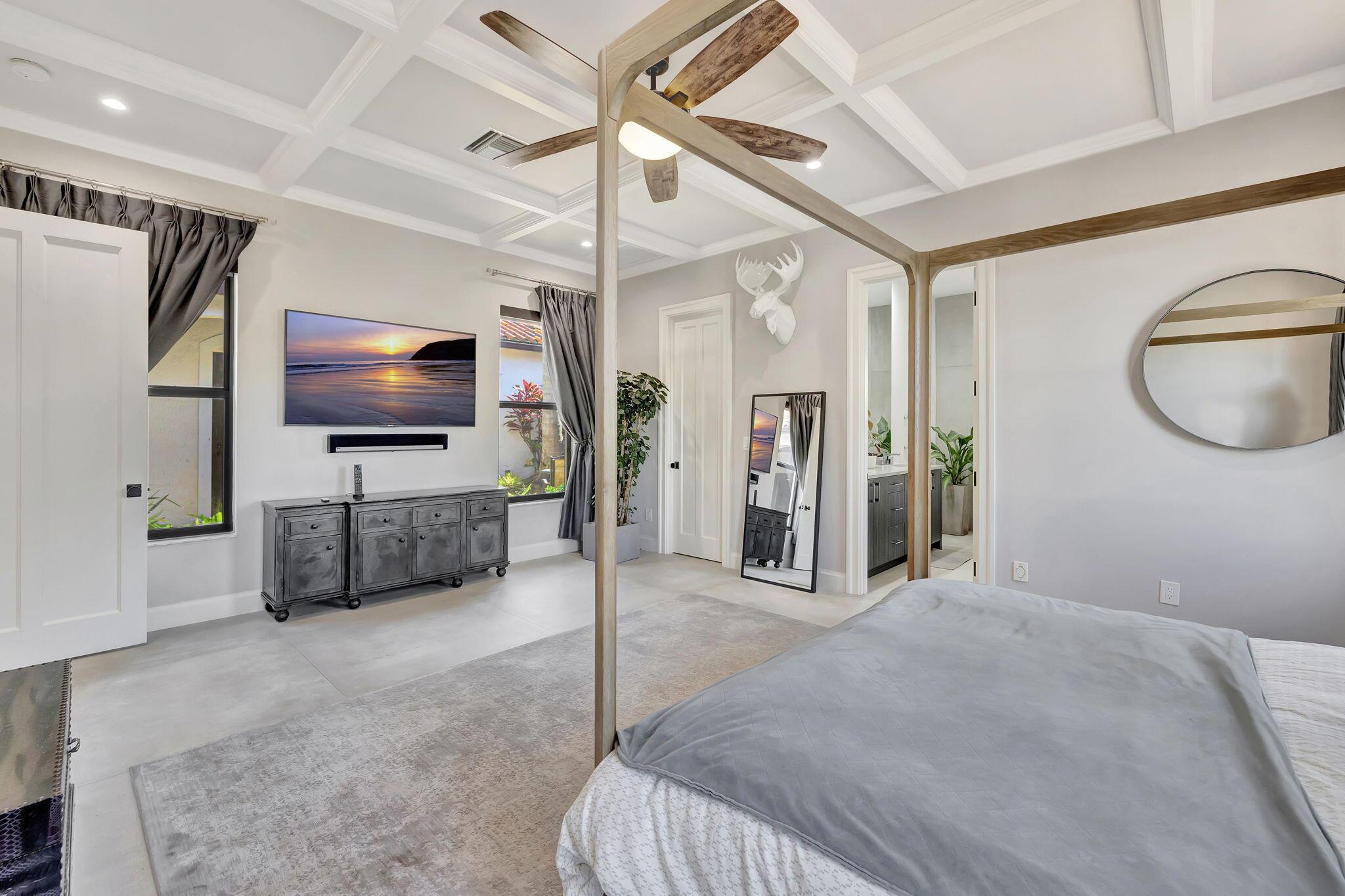 832 SW 34th Ave Boynton Beach, FL 33435