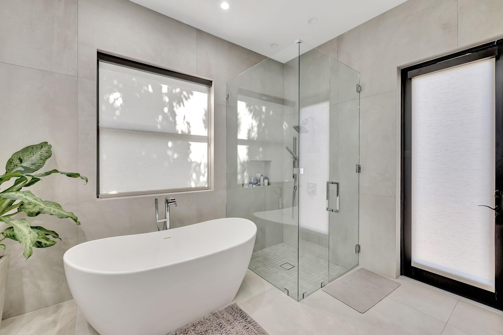 832 SW 34th Ave Boynton Beach, FL 33435