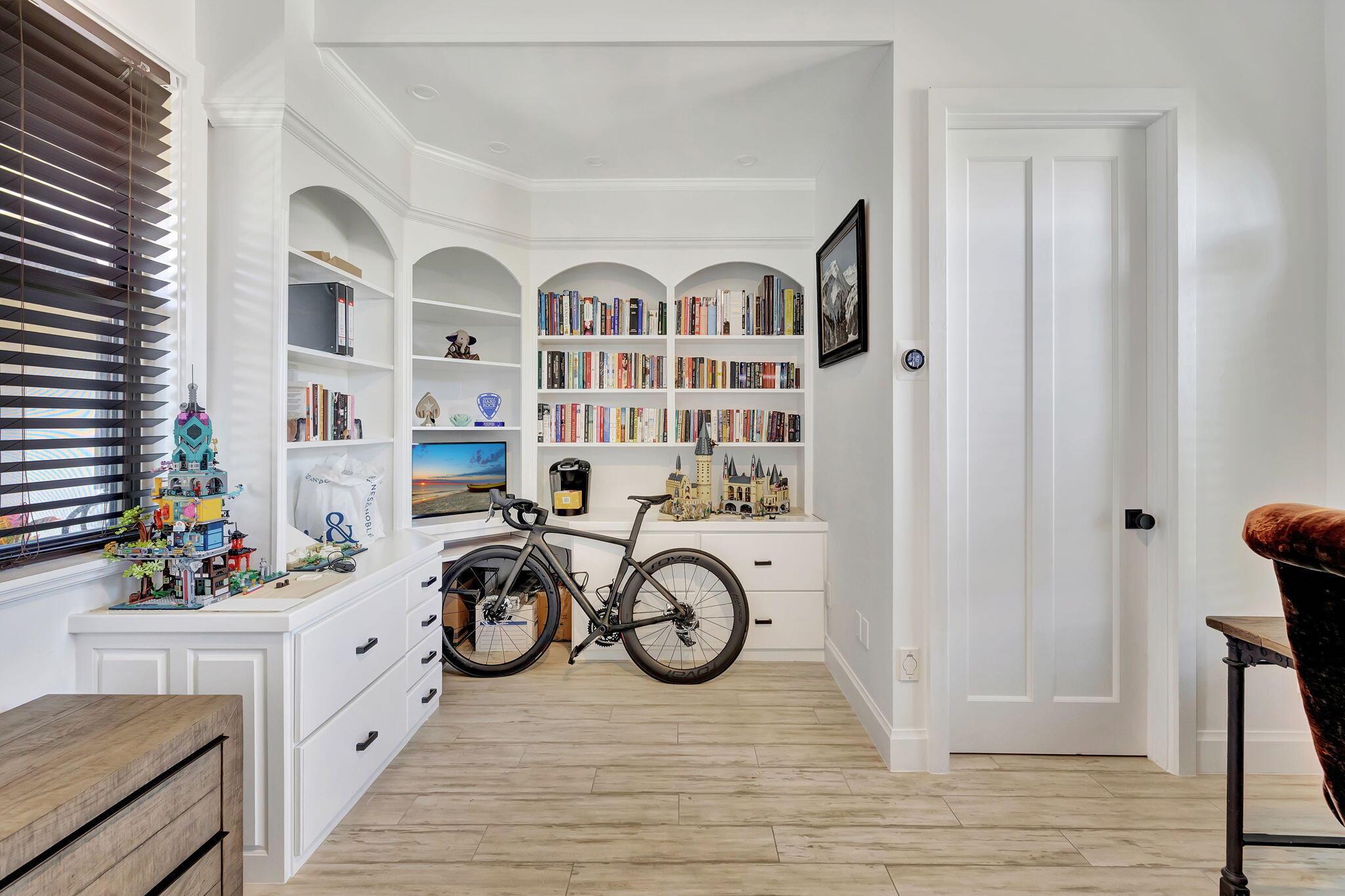 832 SW 34th Ave Boynton Beach, FL 33435