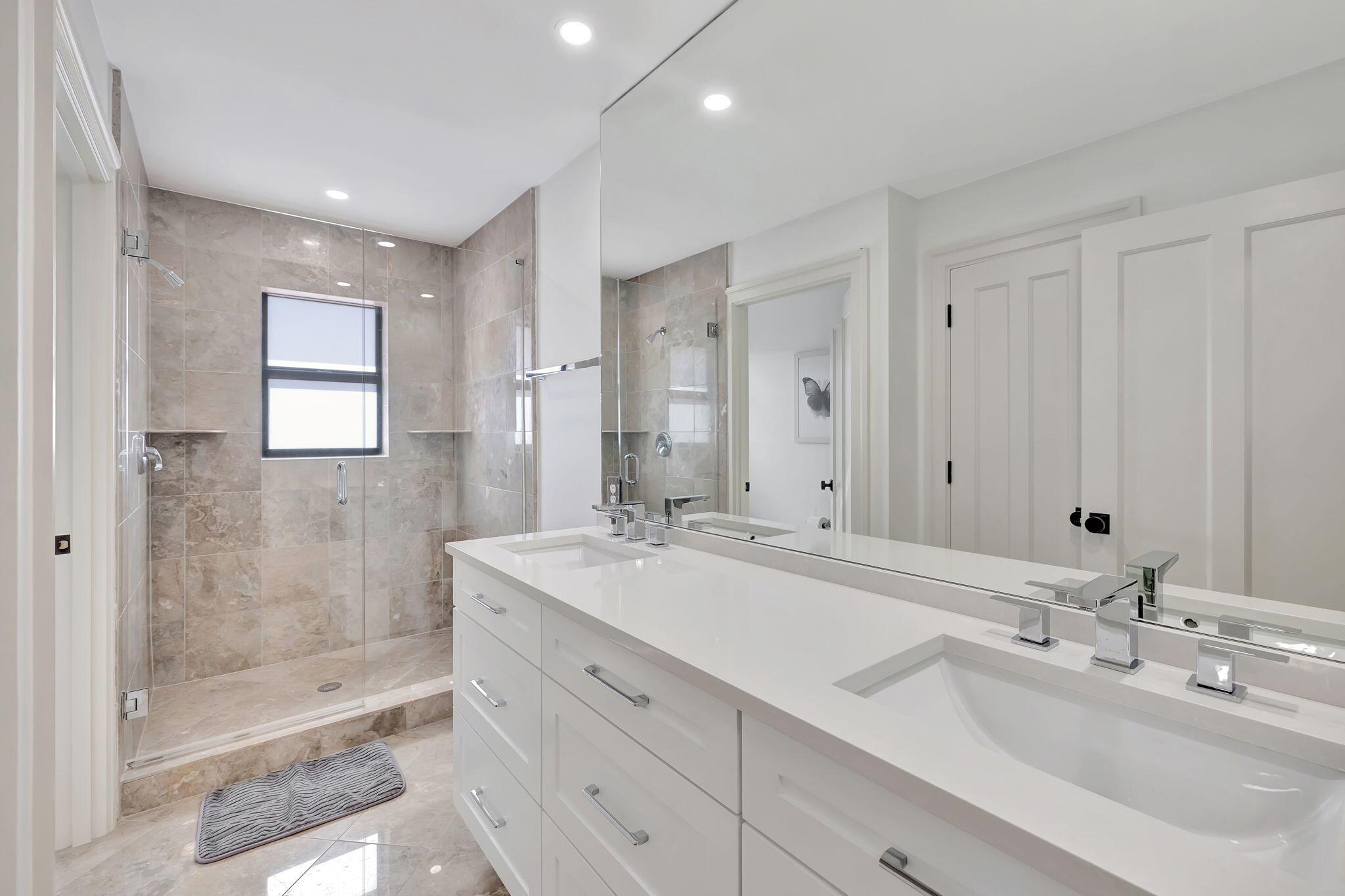 832 SW 34th Ave Boynton Beach, FL 33435