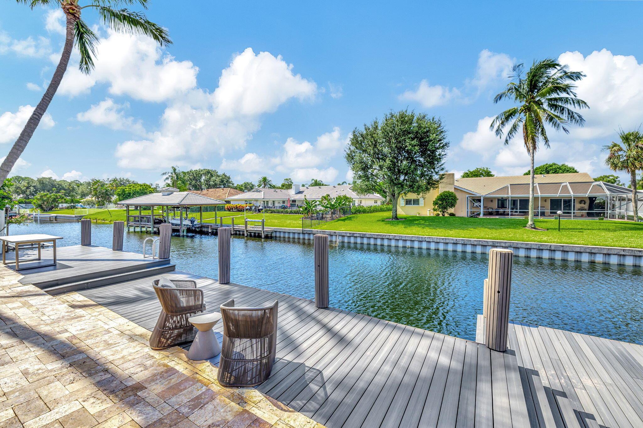 832 SW 34th Ave Boynton Beach, FL 33435