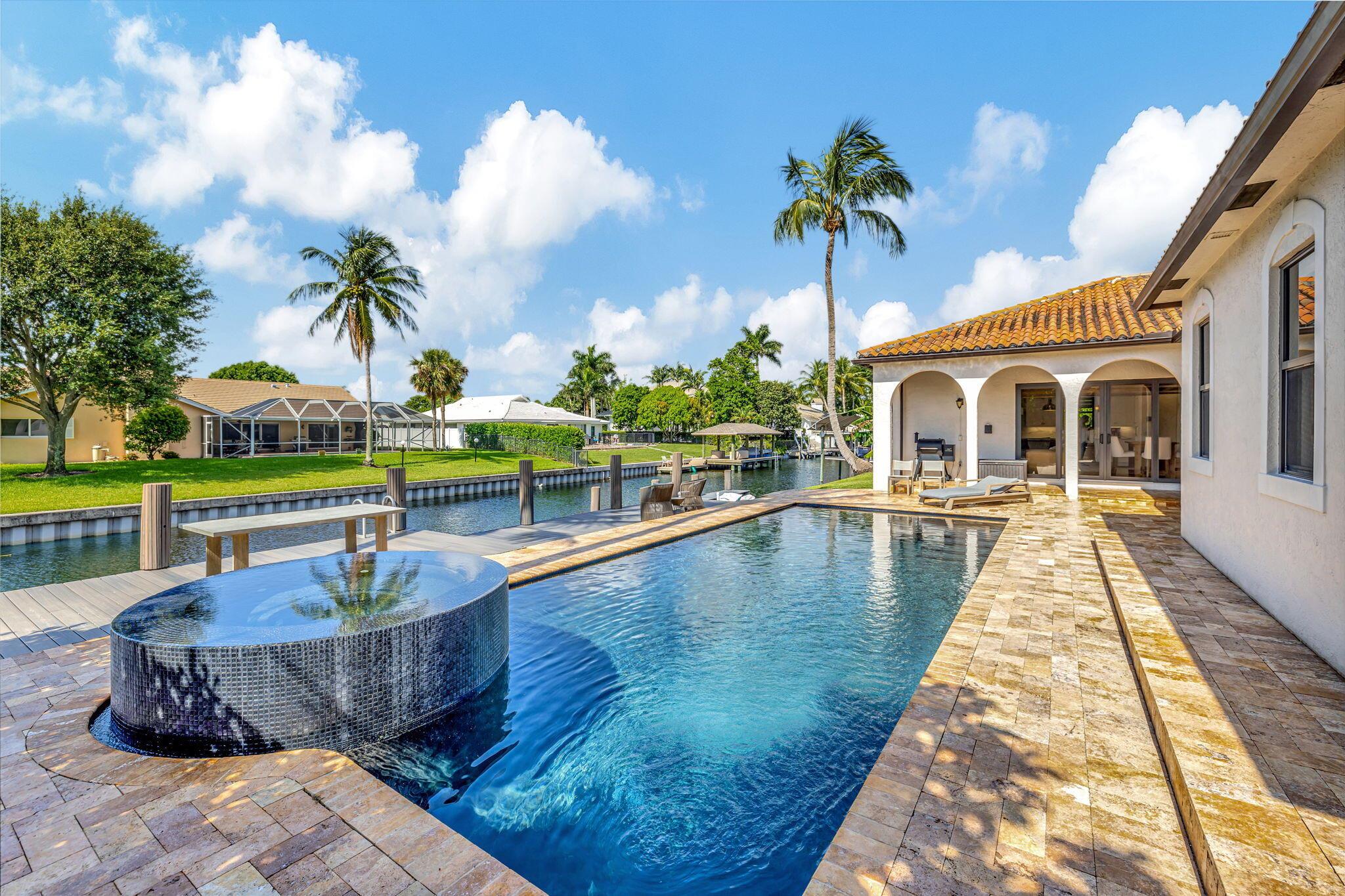 832 SW 34th Ave Boynton Beach, FL 33435