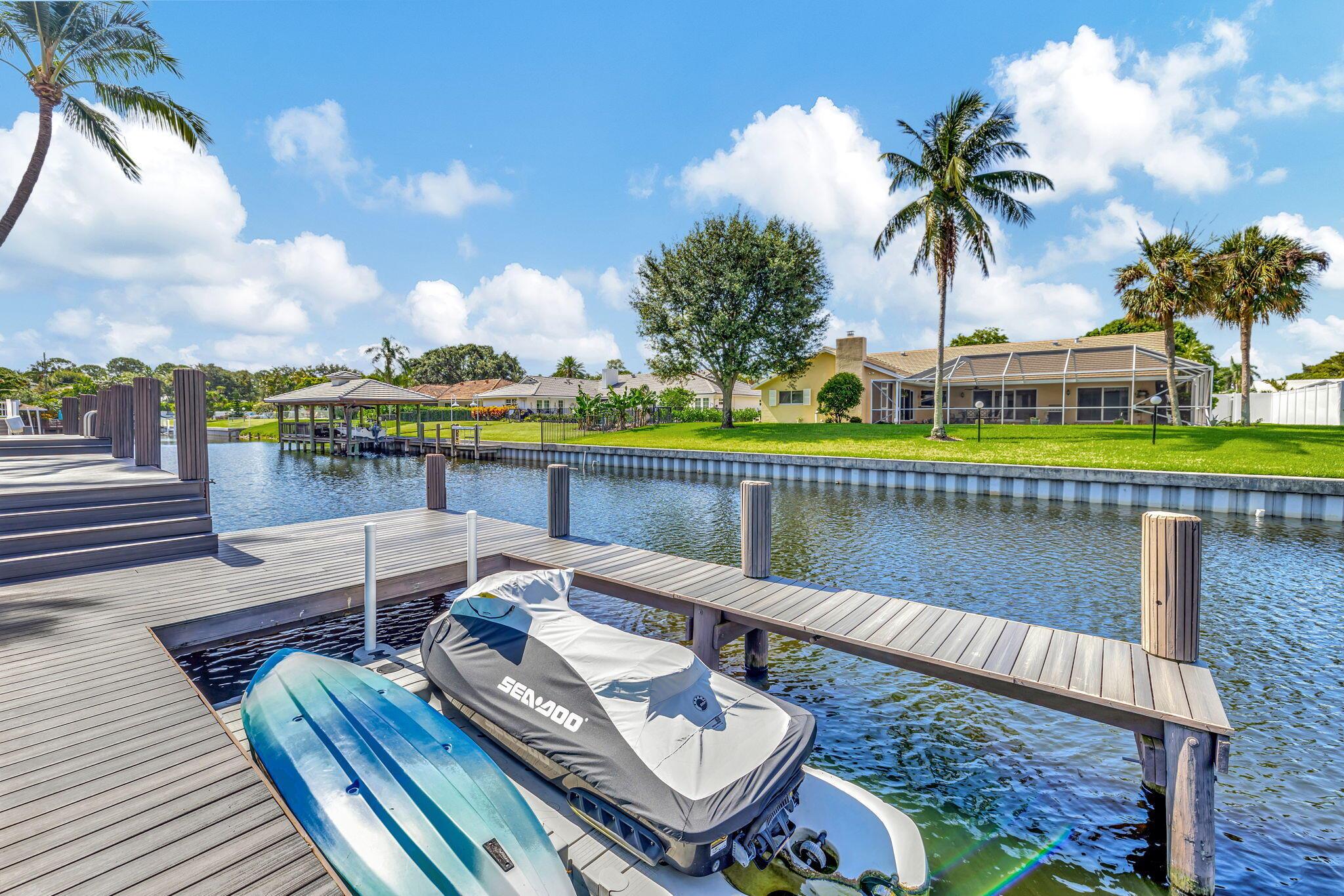 832 SW 34th Ave Boynton Beach, FL 33435