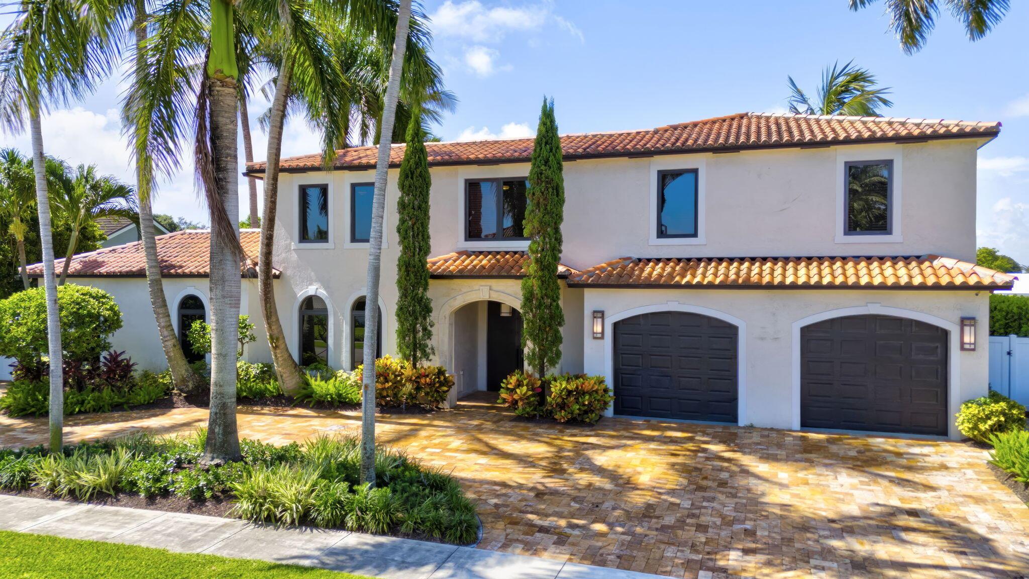 832 SW 34th Ave Boynton Beach, FL 33435