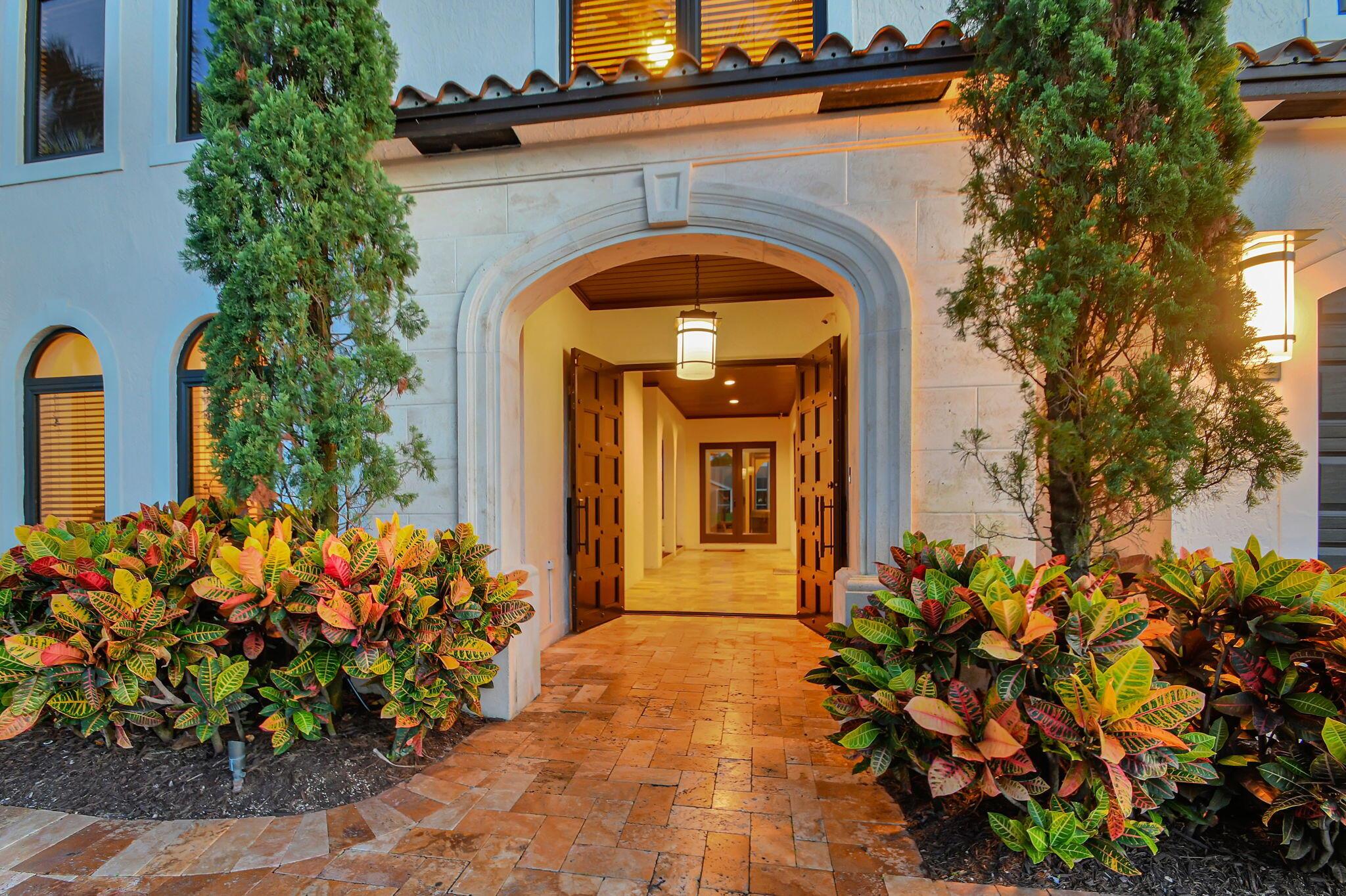 832 SW 34th Ave Boynton Beach, FL 33435