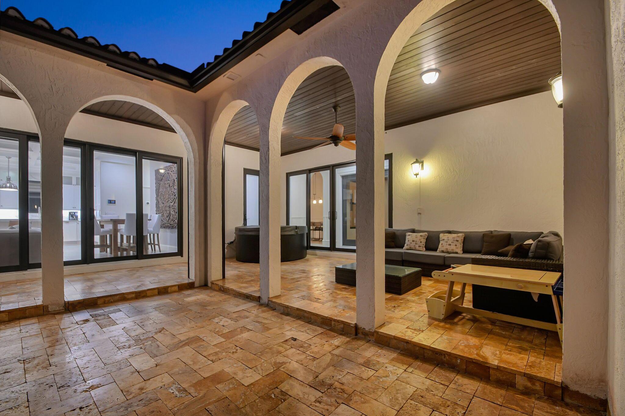 832 SW 34th Ave Boynton Beach, FL 33435