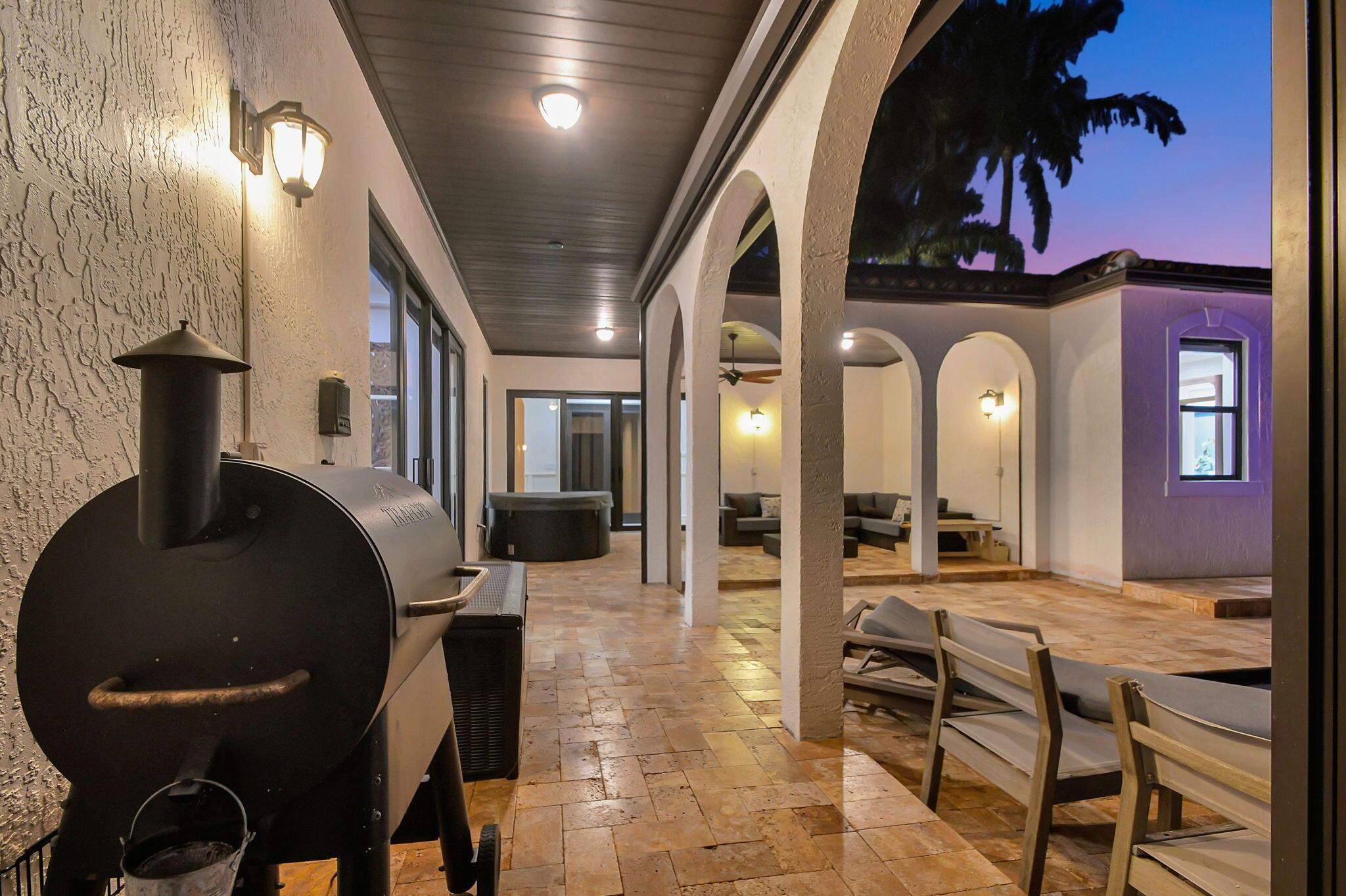 832 SW 34th Ave Boynton Beach, FL 33435