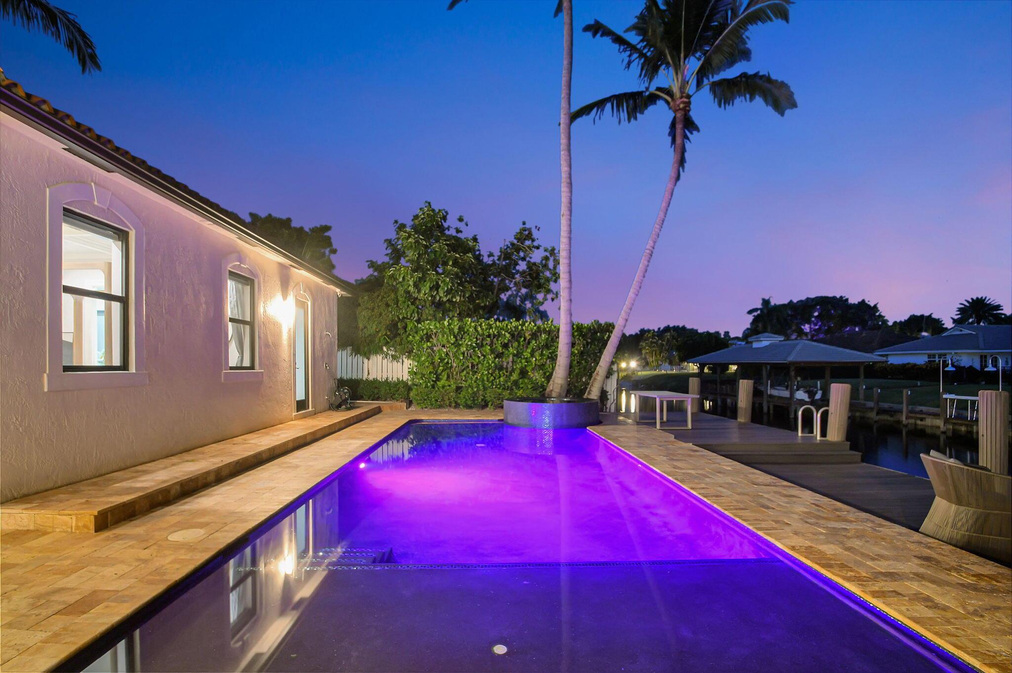 832 SW 34th Ave Boynton Beach, FL 33435