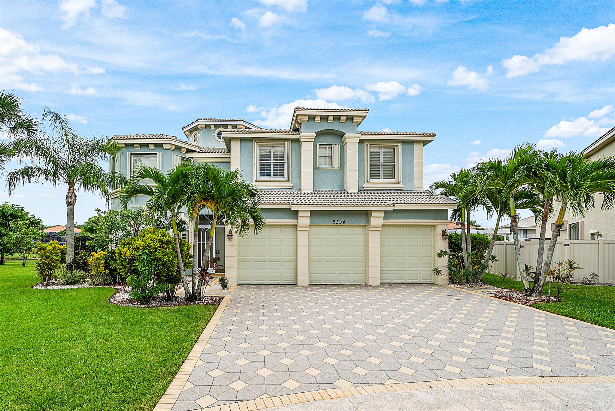 9334 Glidden Ct