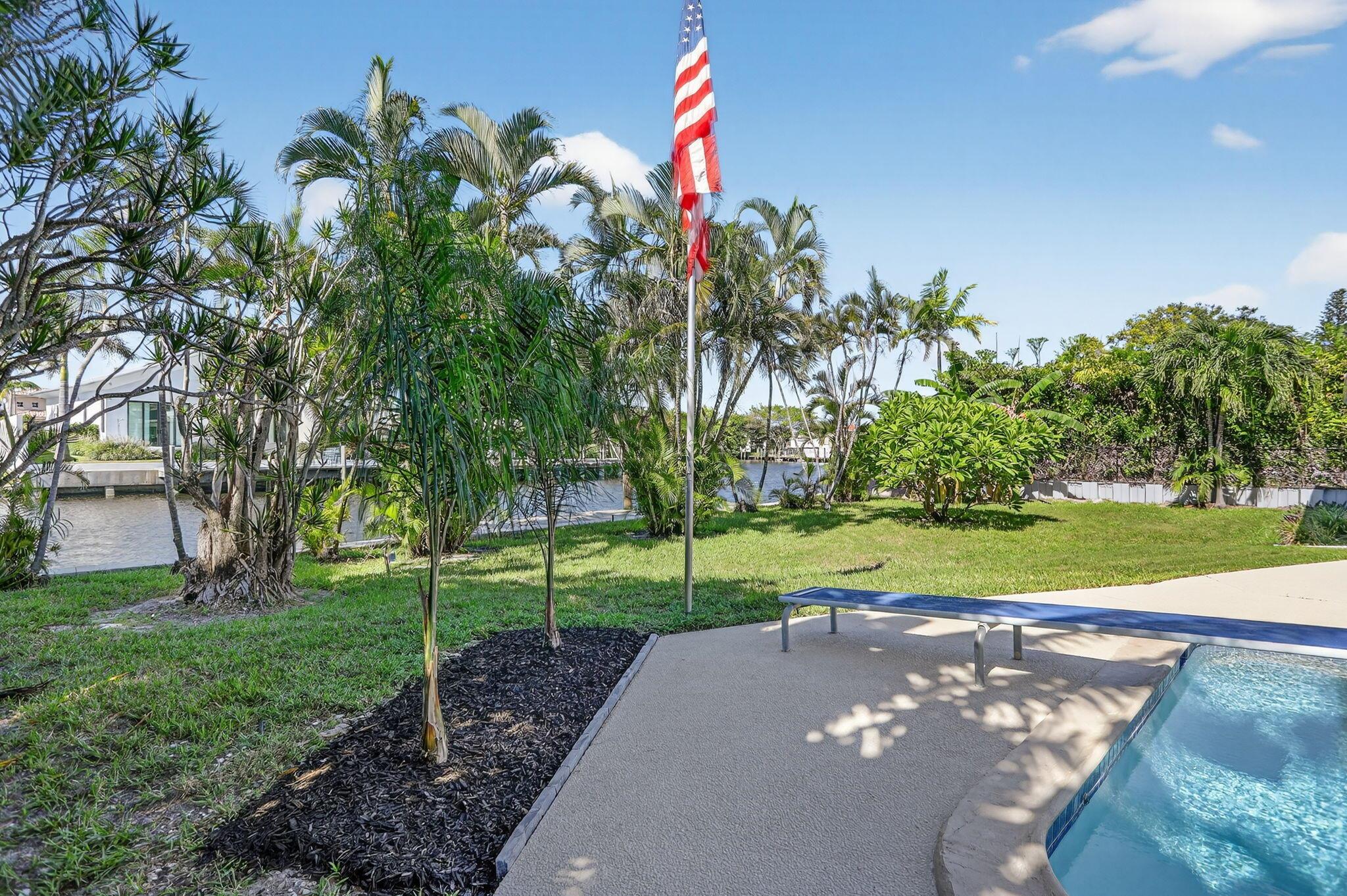 2541 Middle Riv Dr Fort Lauderdale, FL 33305