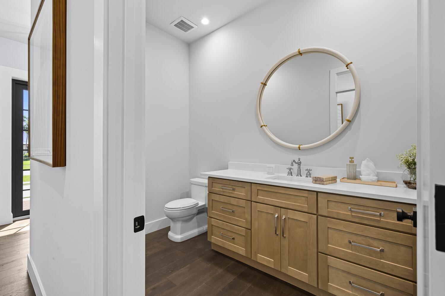 11823 Lake Shr Pl North Palm Beach, FL 33408