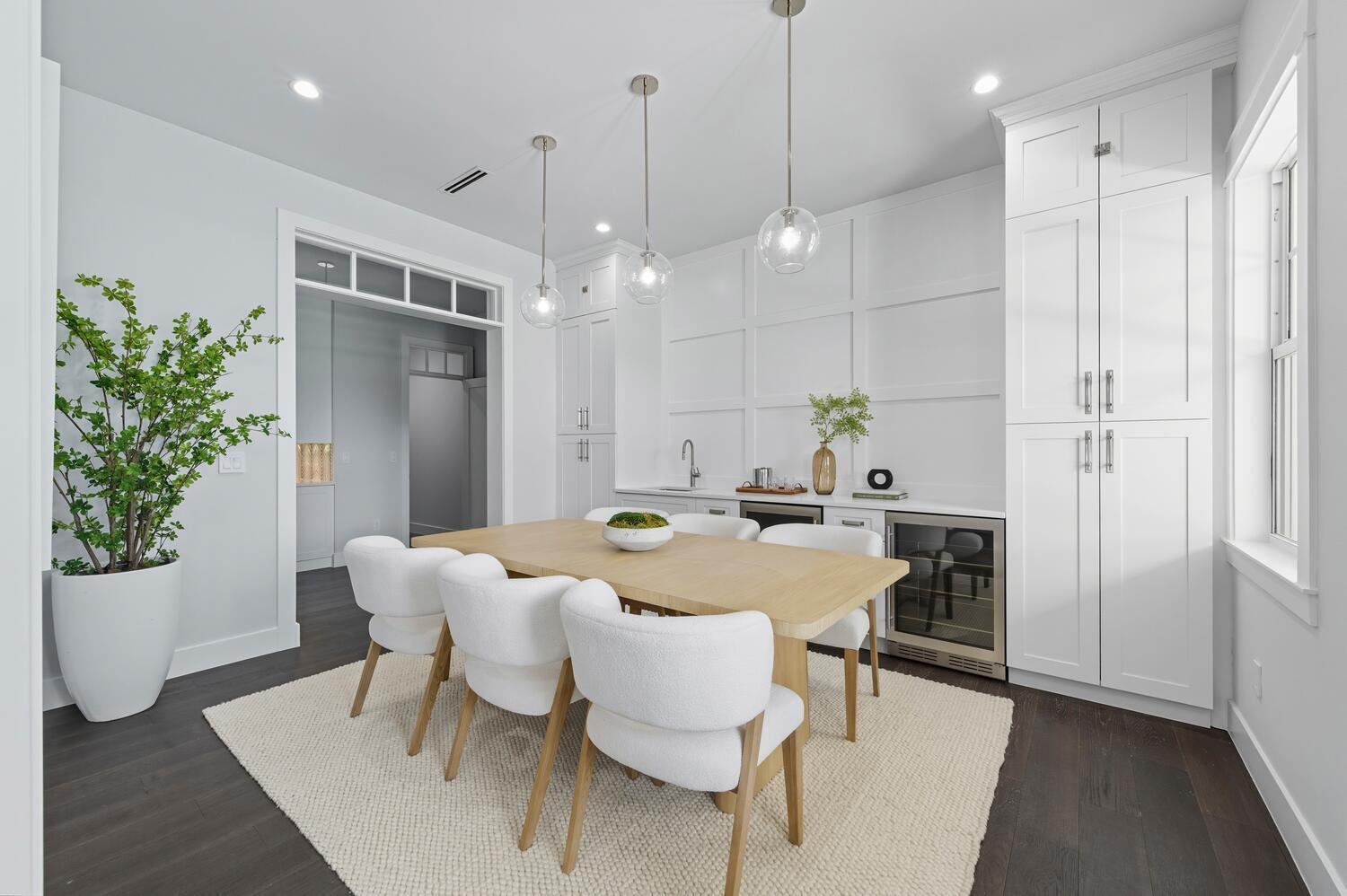 11823 Lake Shr Pl North Palm Beach, FL 33408