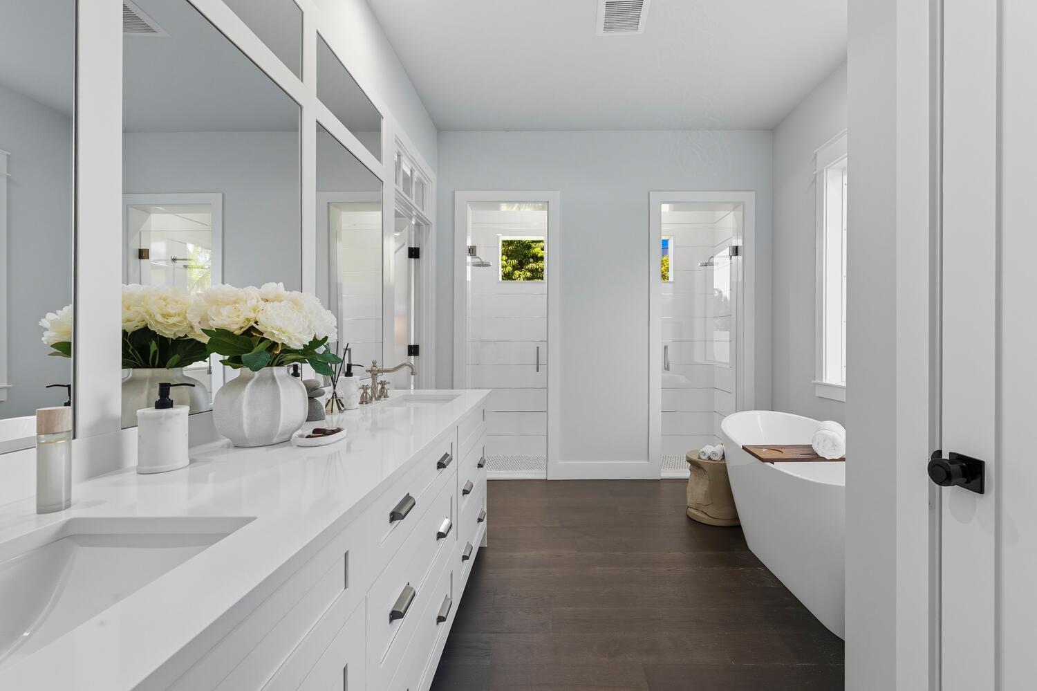 11823 Lake Shr Pl North Palm Beach, FL 33408