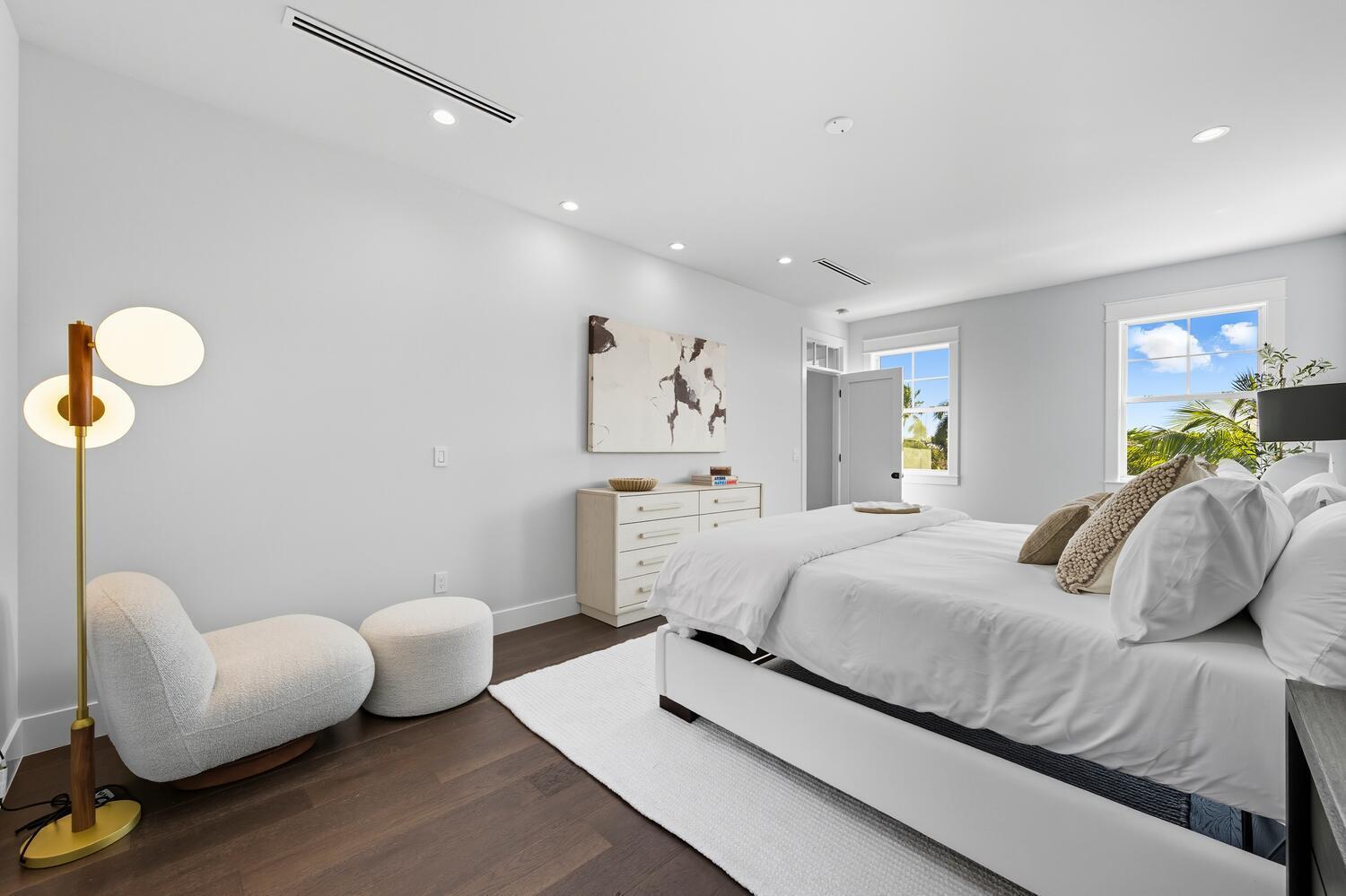 11823 Lake Shr Pl North Palm Beach, FL 33408