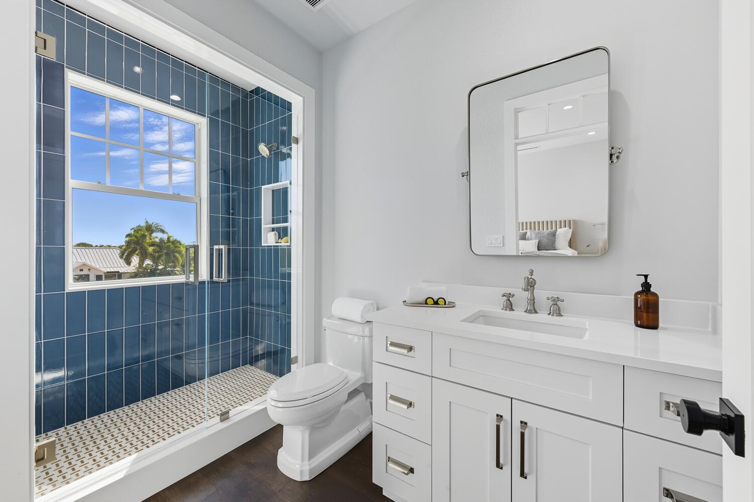 11823 Lake Shr Pl North Palm Beach, FL 33408