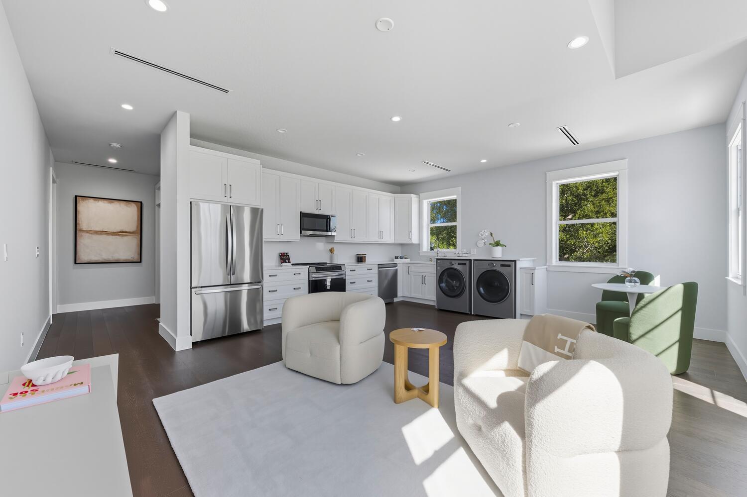 11823 Lake Shr Pl North Palm Beach, FL 33408