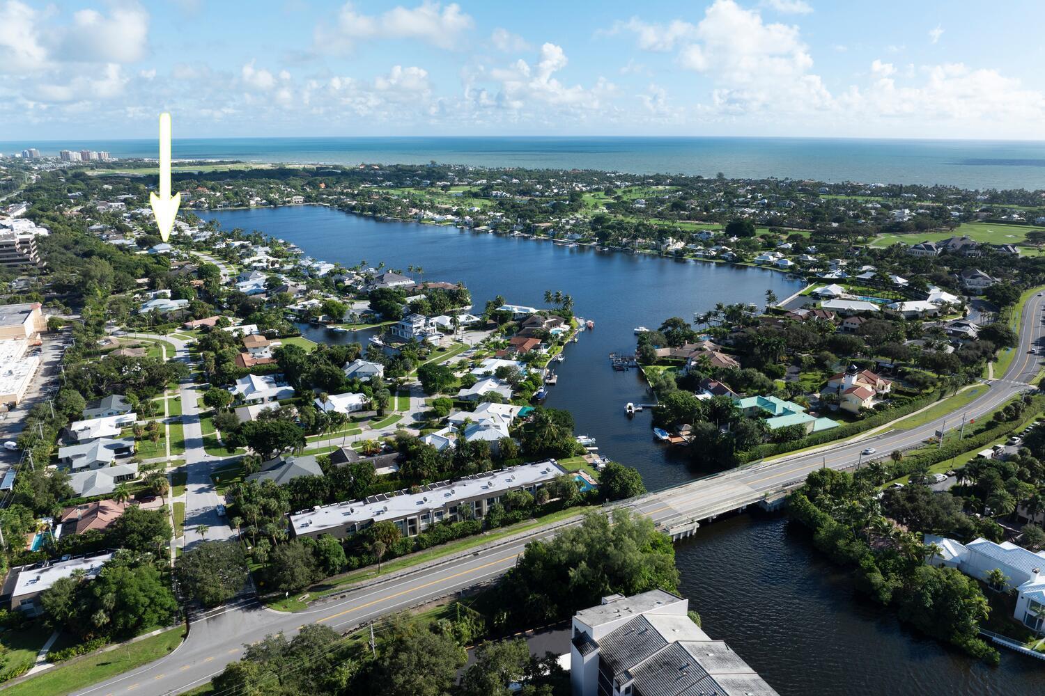 11823 Lake Shr Pl North Palm Beach, FL 33408