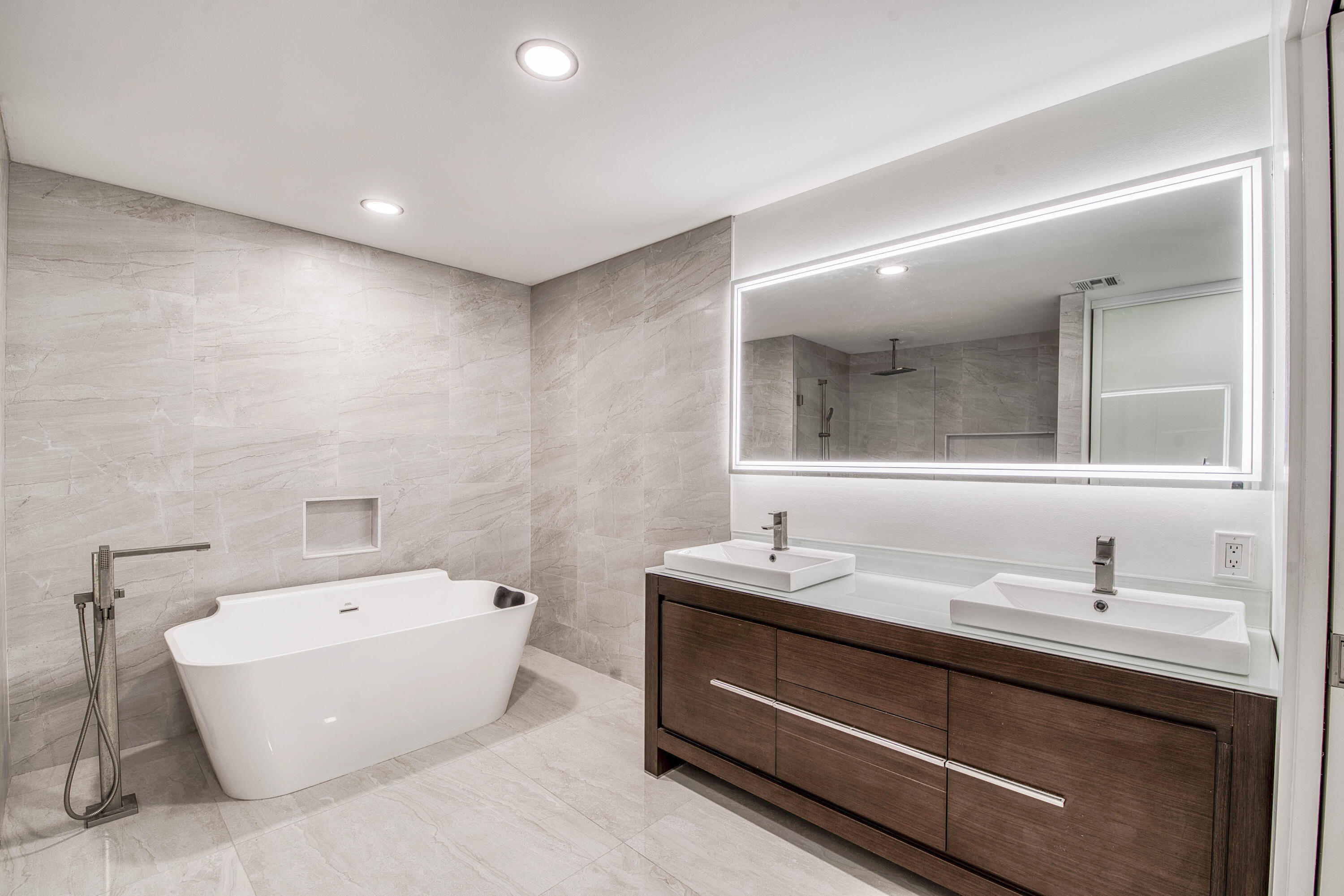 181 Cape Pointe Jupiter, FL 33477