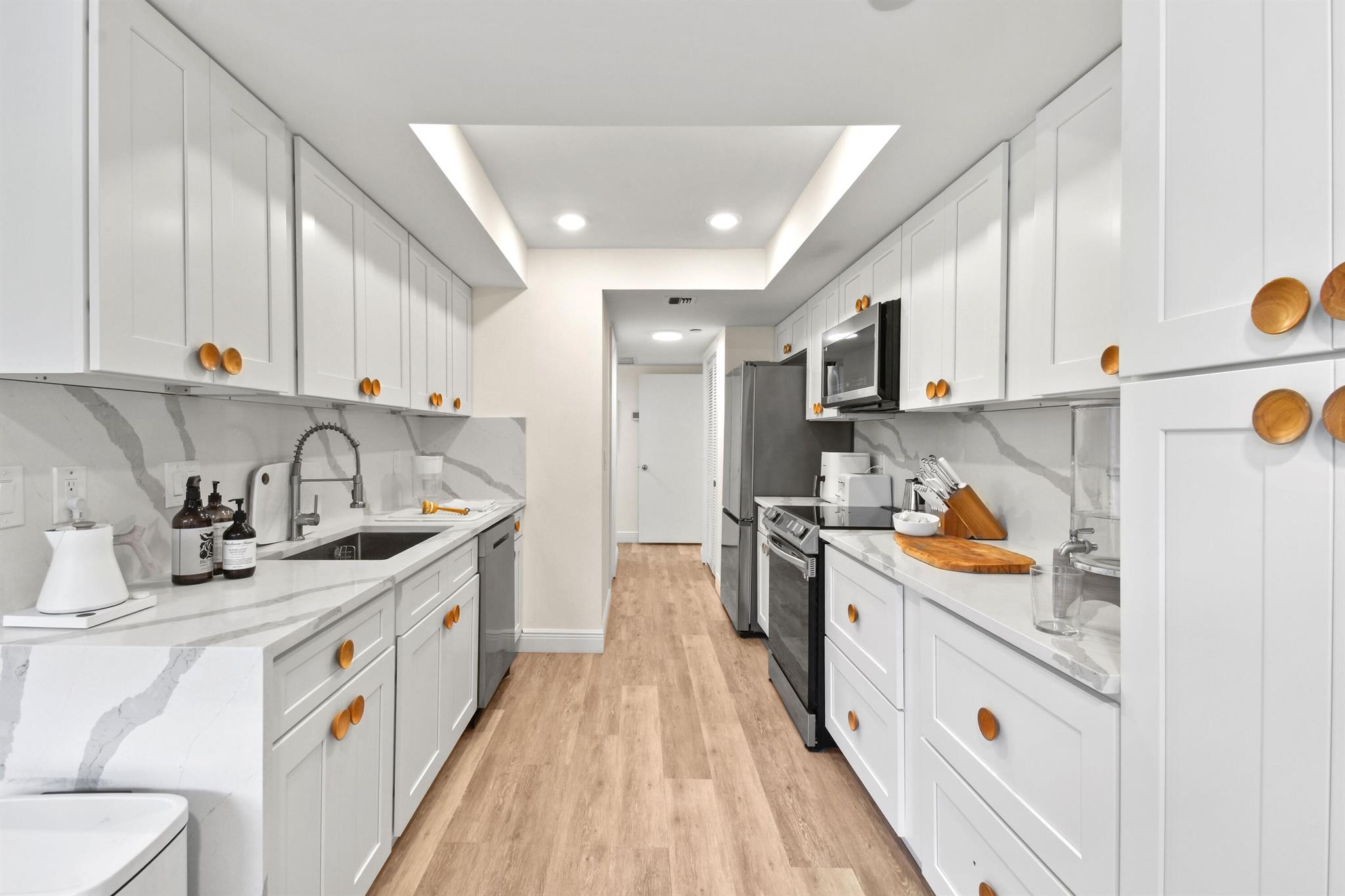 3322 Casseekey Is Rd #302 Jupiter, FL 33477