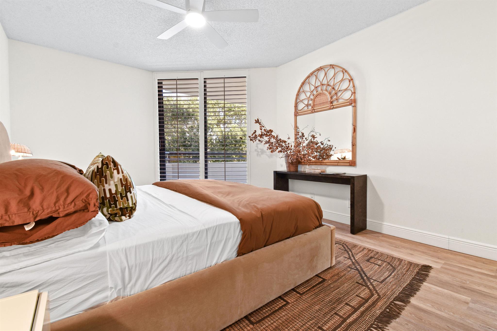 3322 Casseekey Is Rd #302 Jupiter, FL 33477